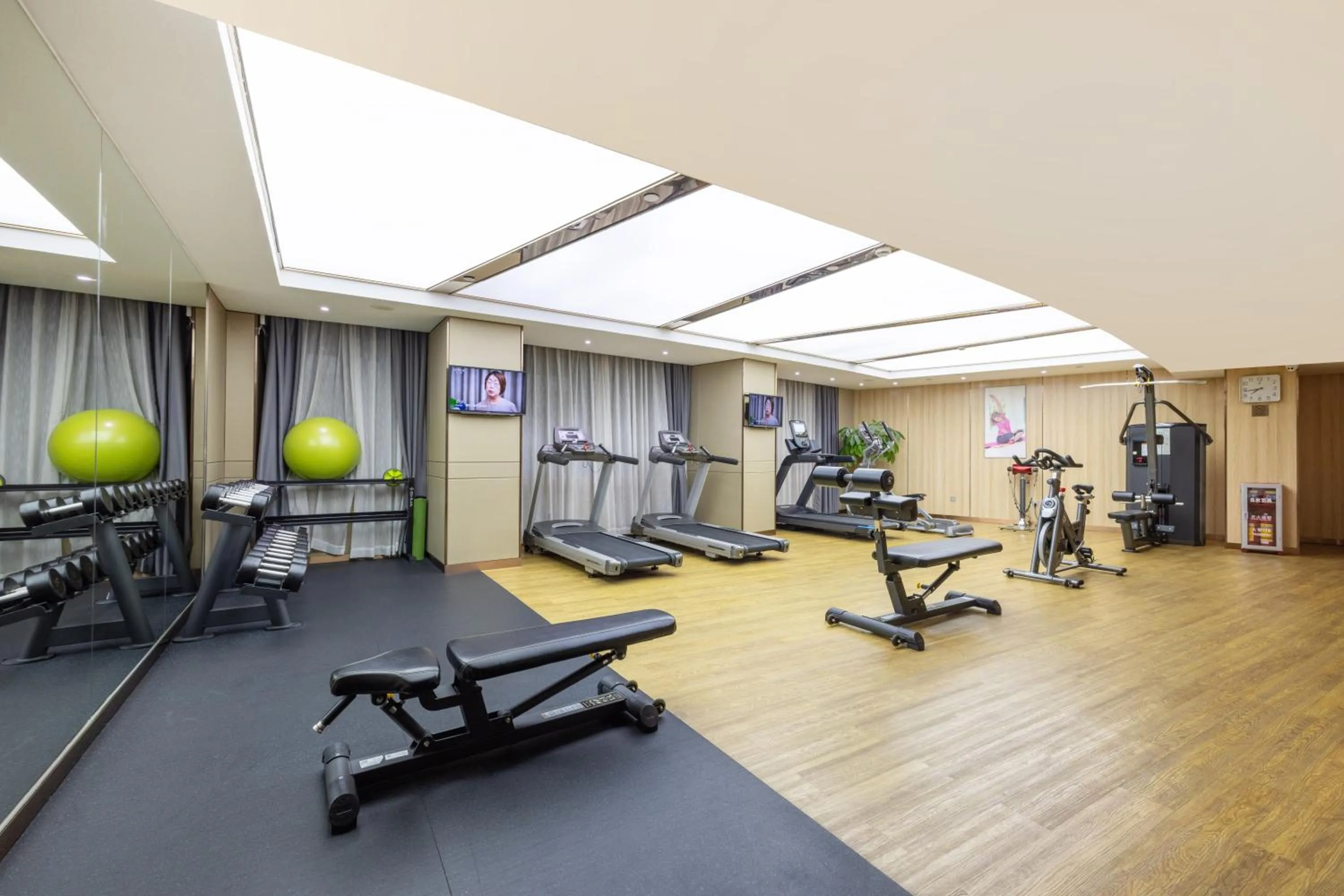 Fitness centre/facilities in Ocean Hotel Guangzhou