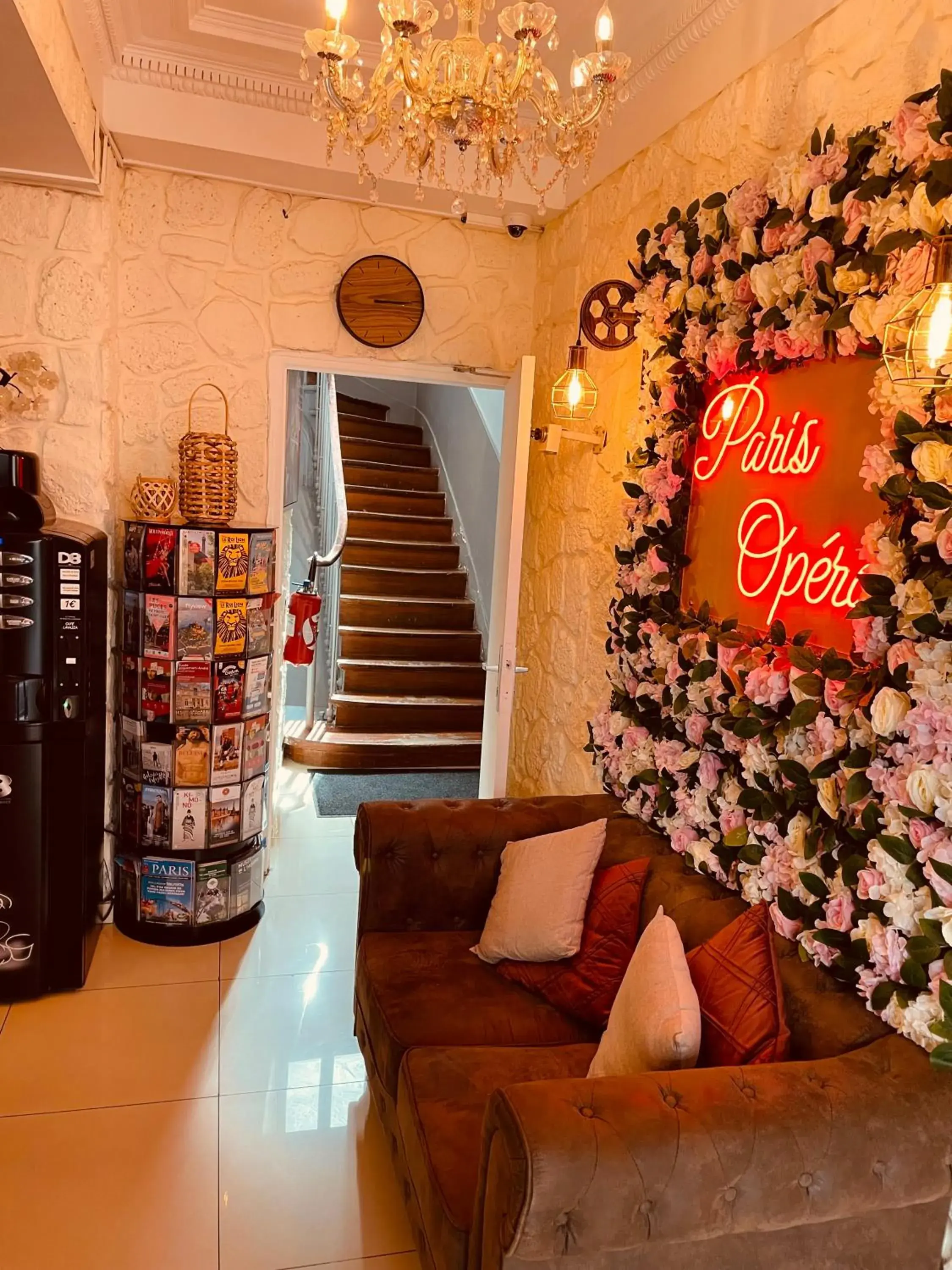 Lobby or reception in Pavillon Opéra Lafayette Lobby or reception in Pavillon Opéra Lafayette