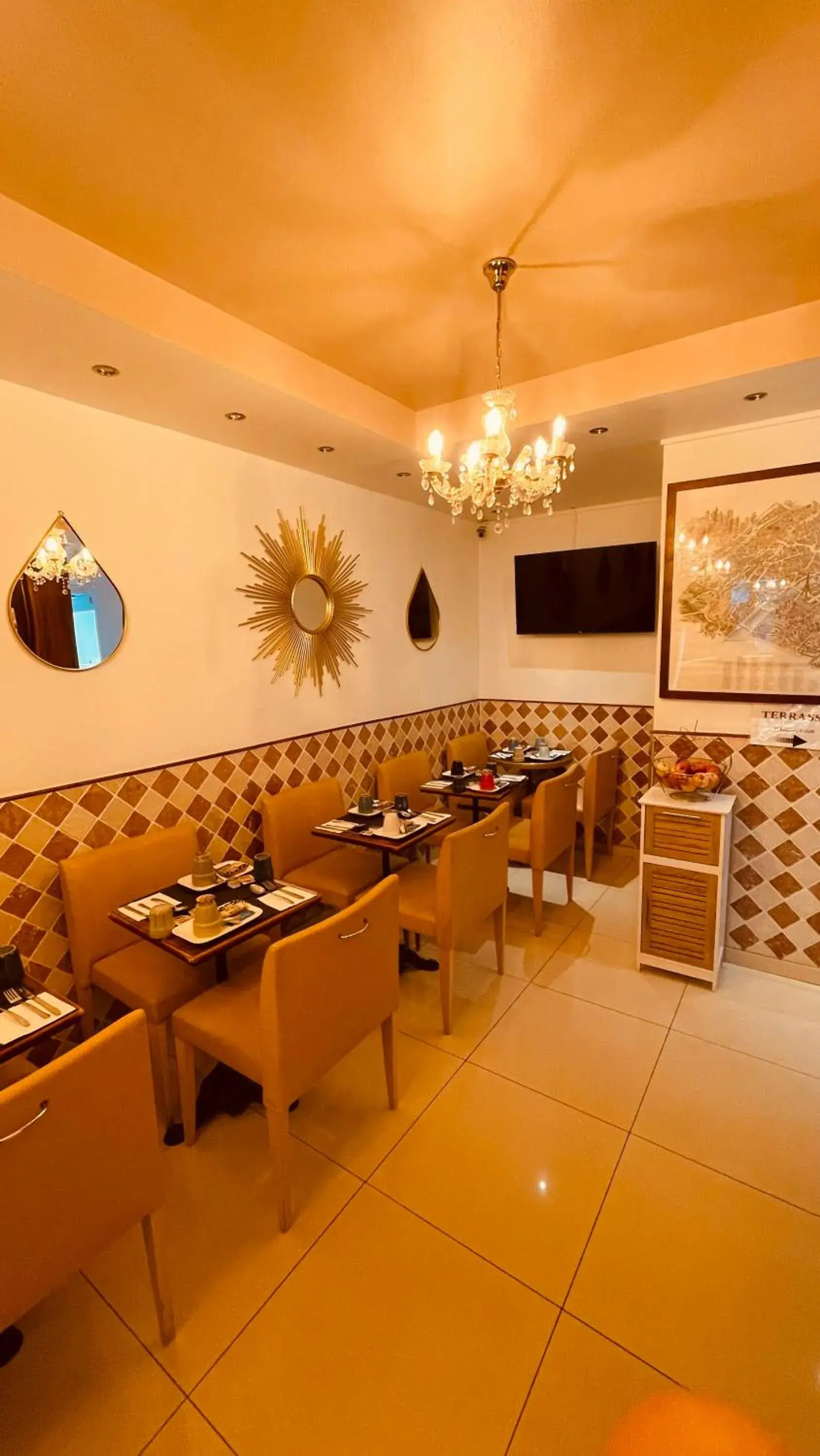 Breakfast in Pavillon Opéra Lafayette Breakfast in Pavillon Opéra Lafayette