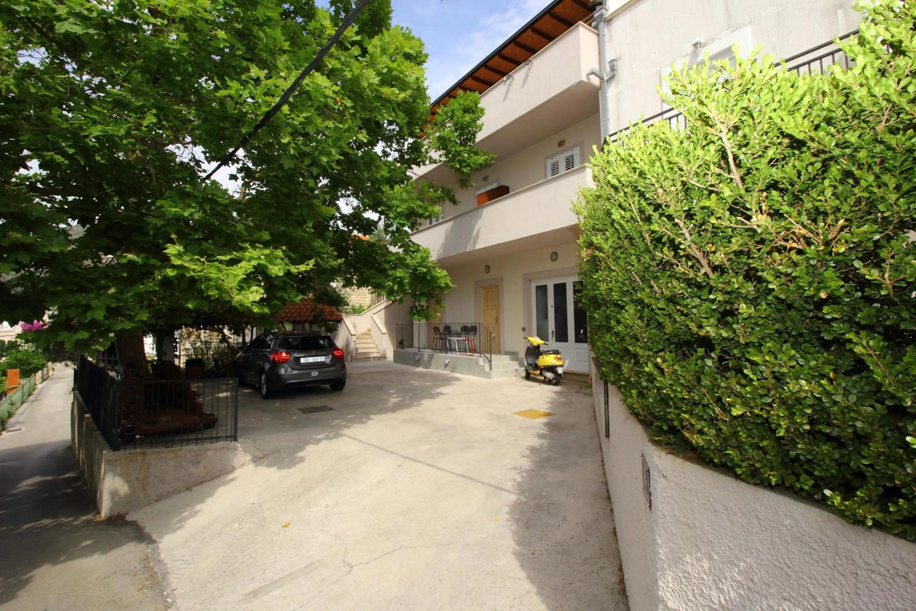 Spring in Apartmani Dub