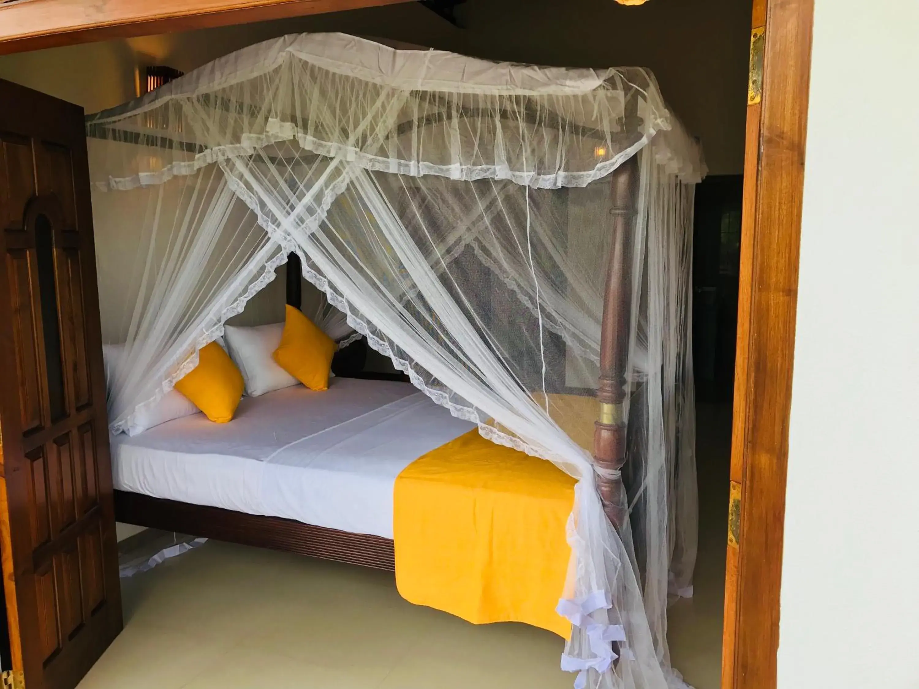 Deluxe Double Room with Balcony - single occupancy in Neli guests house Deluxe Double Room with Balcony - single occupancy in Neli guests house