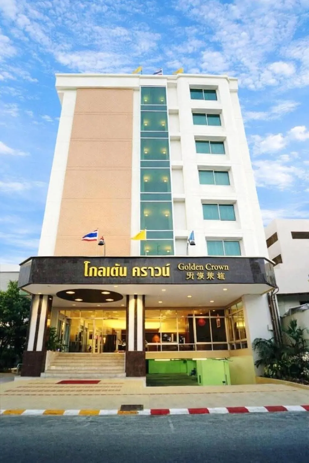Property building in Hatyai Golden Crown Hotel