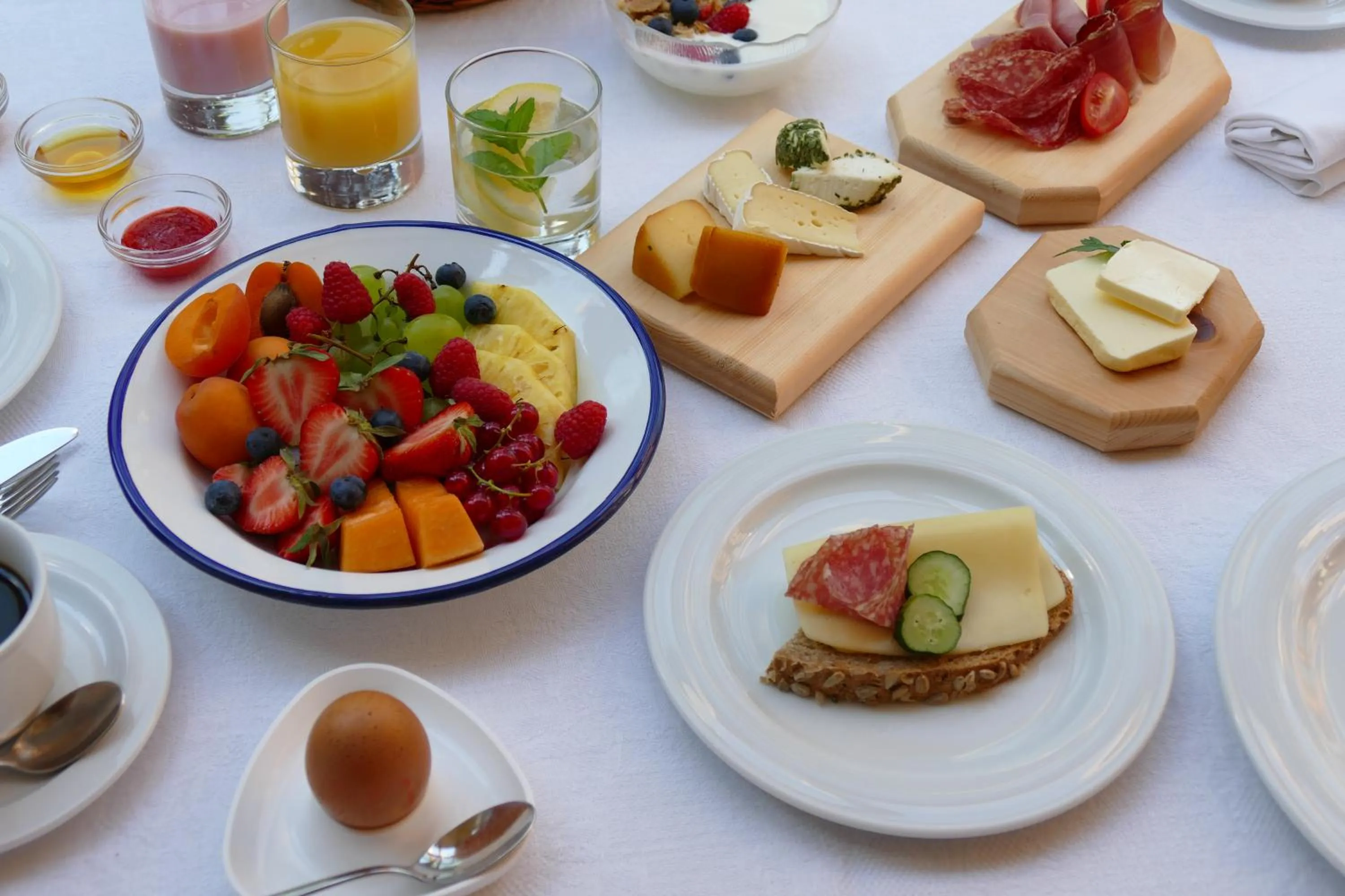 Breakfast in Gasthof Weisses Kreuz