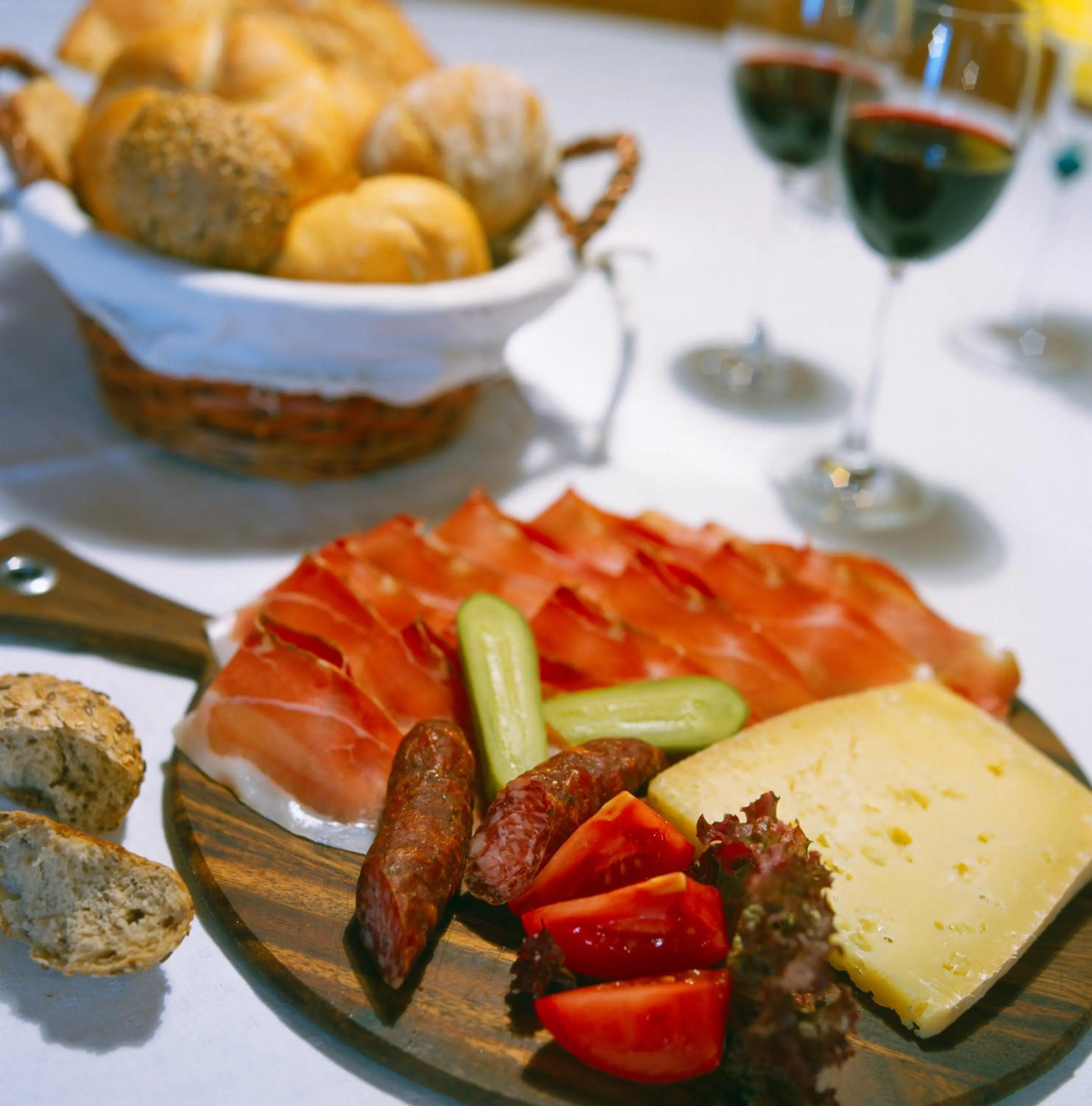 Restaurant/places to eat in Gasthof Weisses Kreuz