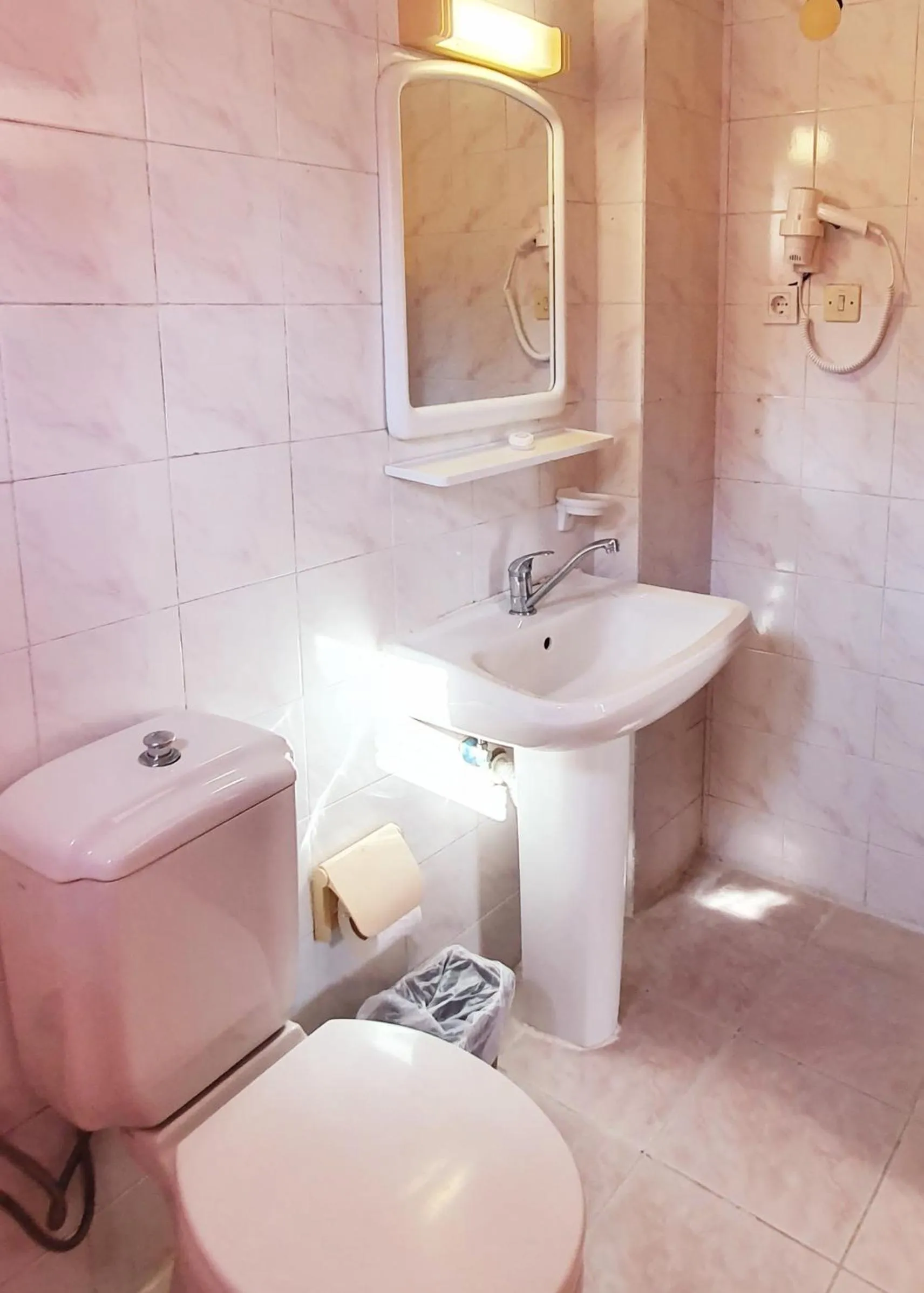 Bathroom in Palmen Apart Hotel