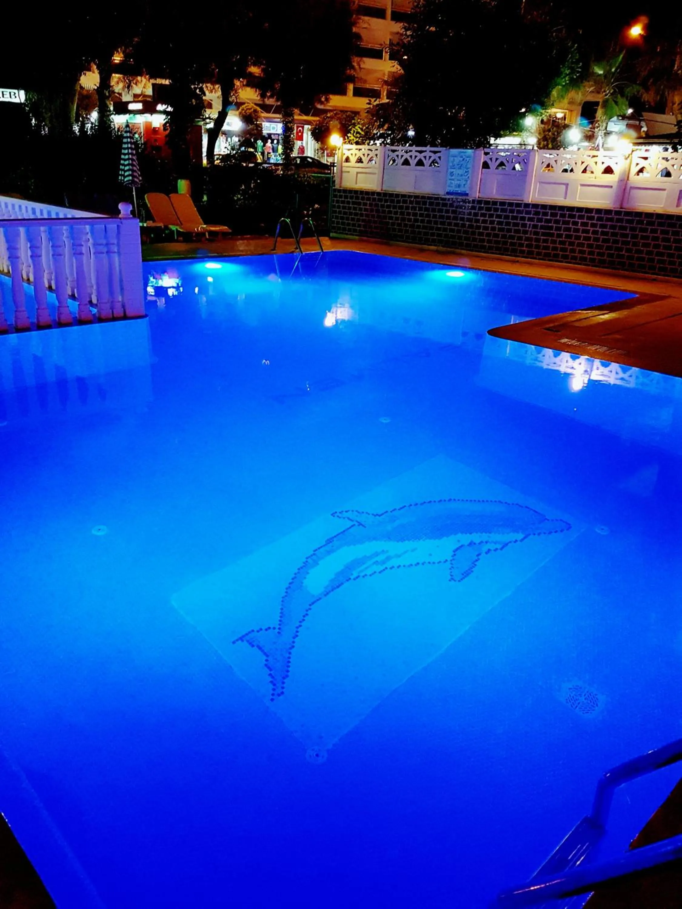 Swimming pool in Palmen Apart Hotel