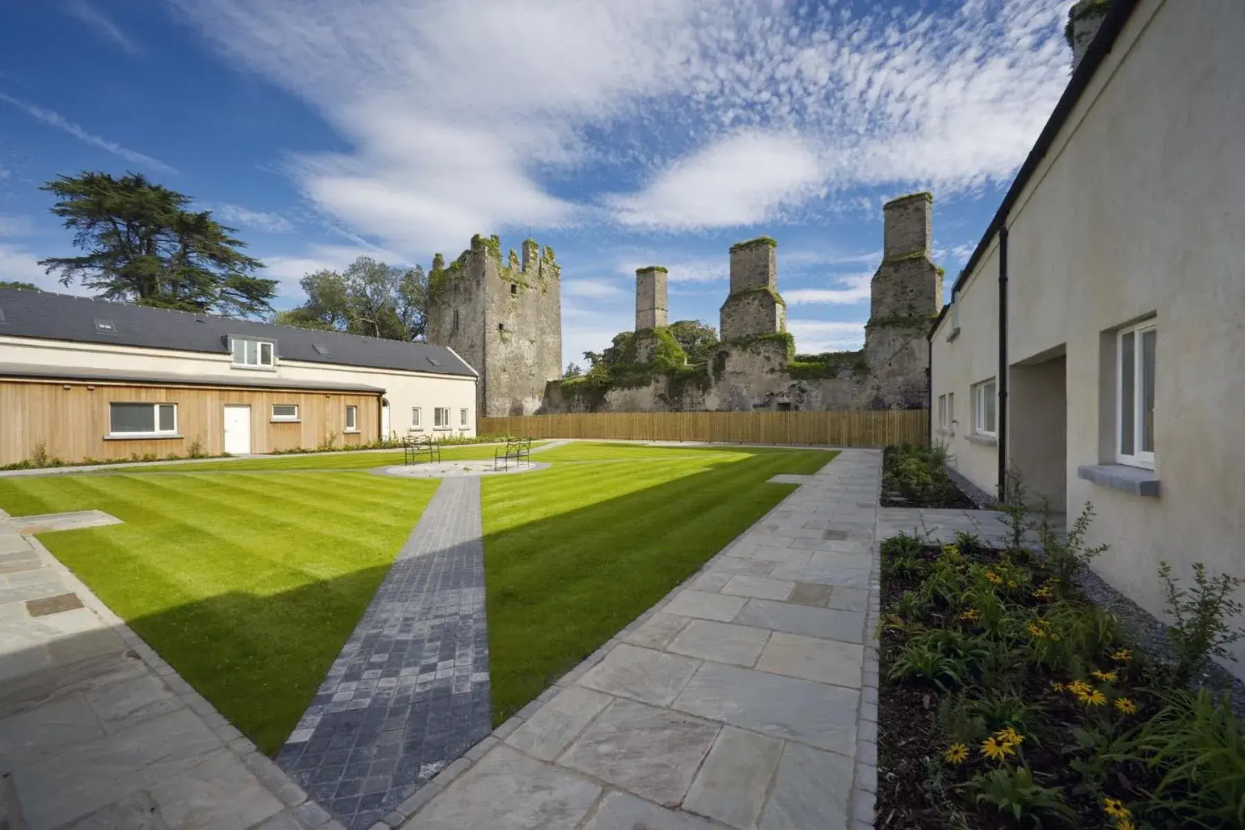 Castlemartyr Holiday Mews 3 bed by Trident Holiday Homes Castlemartyr Holiday Mews 3 bed by Trident Holiday Homes