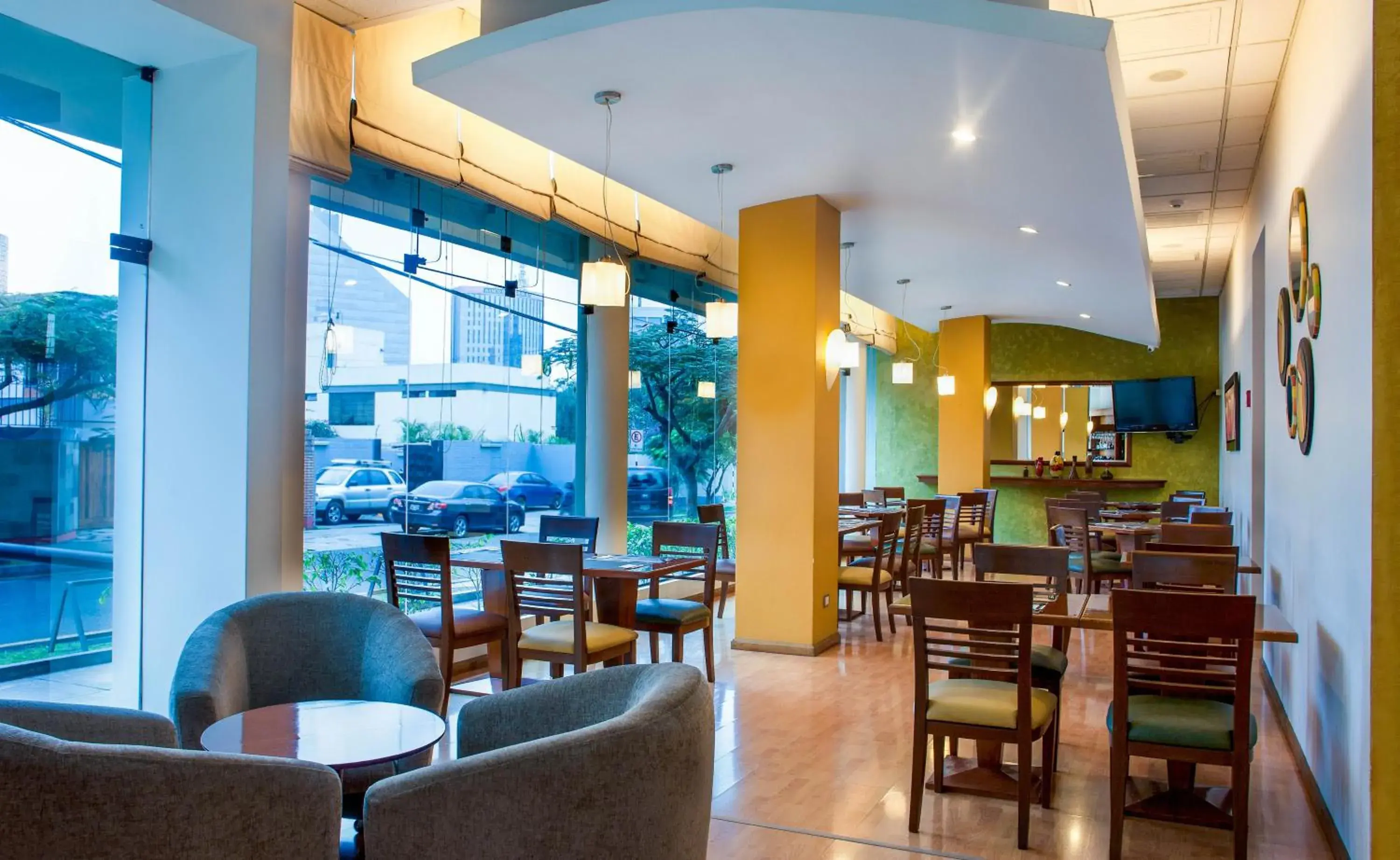 Restaurant/places to eat in Del Prado Hotel Restaurant/places to eat in Del Prado Hotel