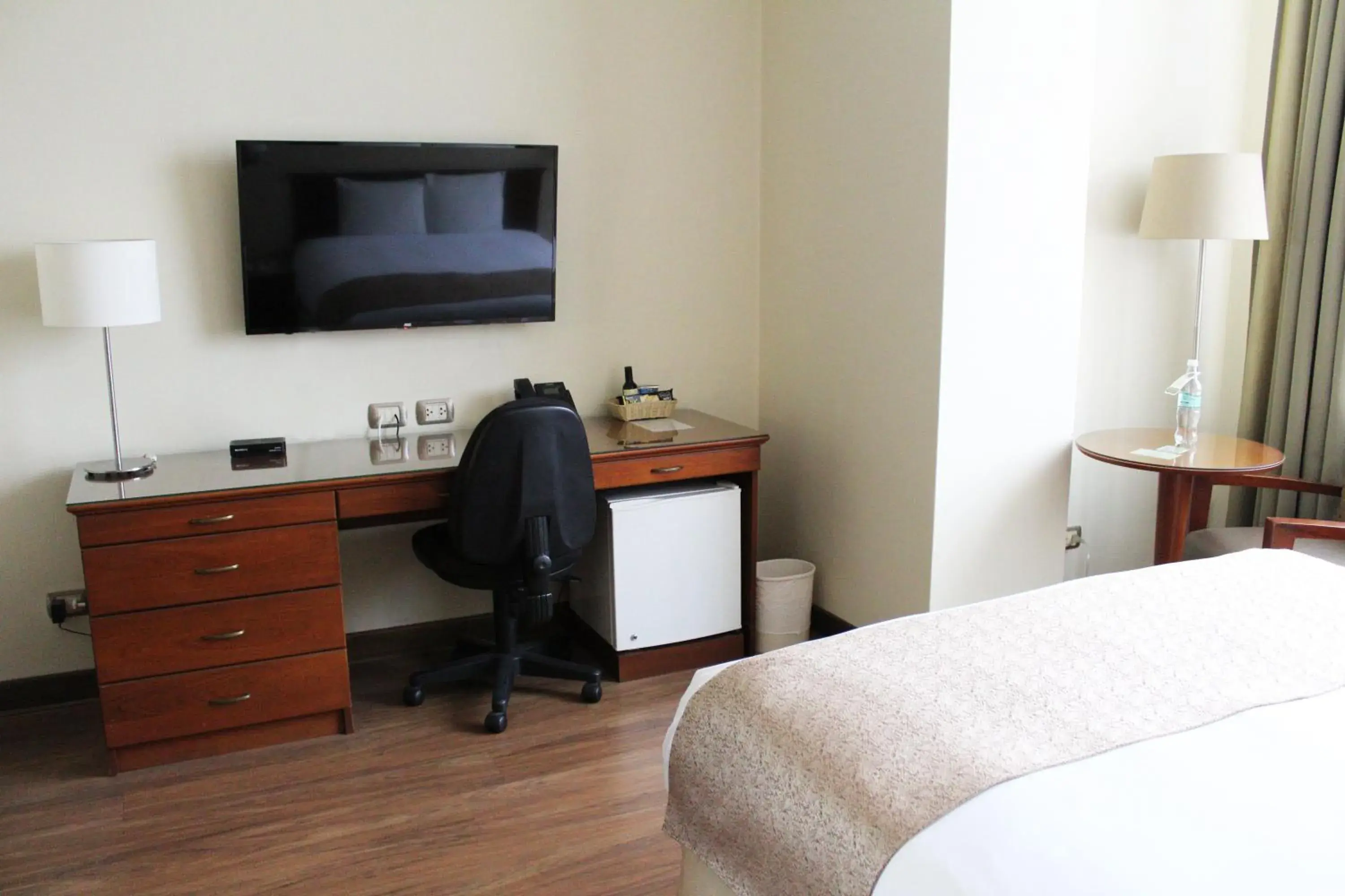 Bed in Del Prado Hotel Bed in Del Prado Hotel