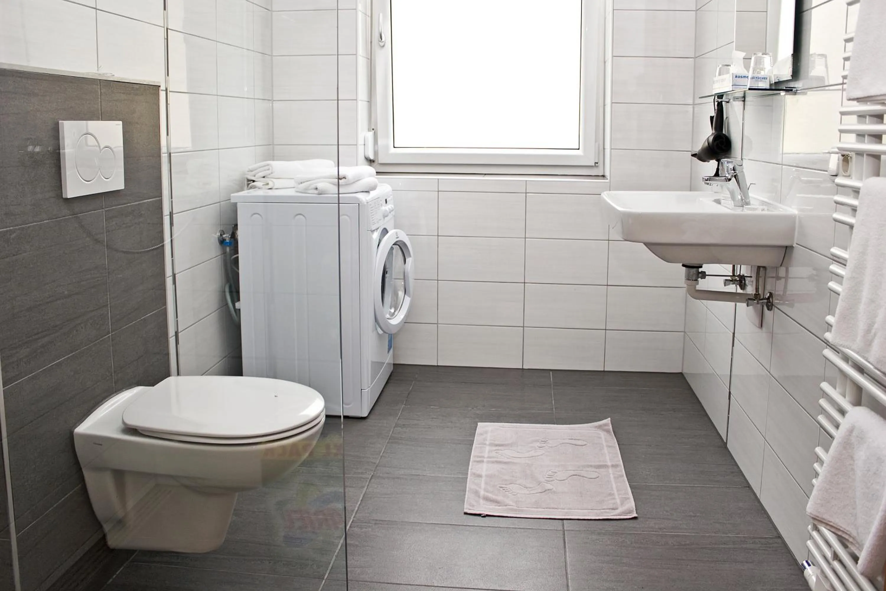 Shower in Aparthotel Klopeinersee