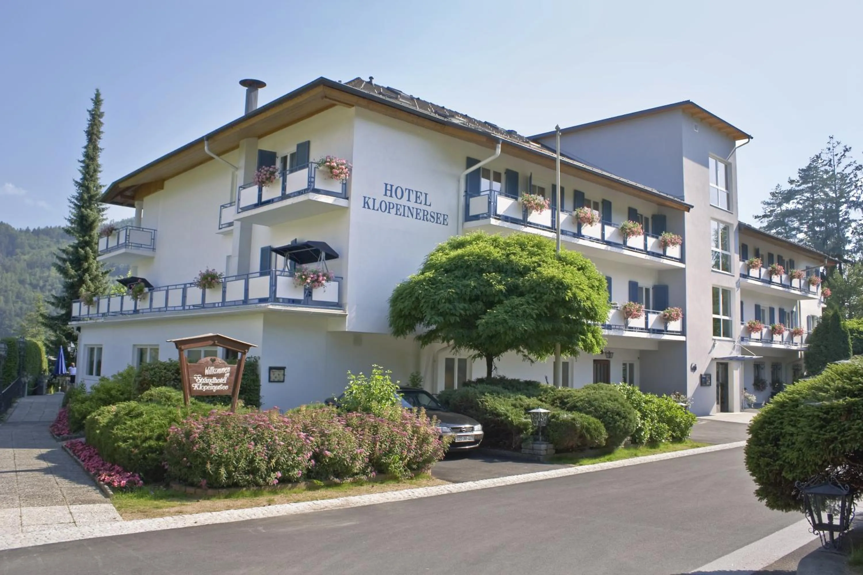 Property building in Aparthotel Klopeinersee