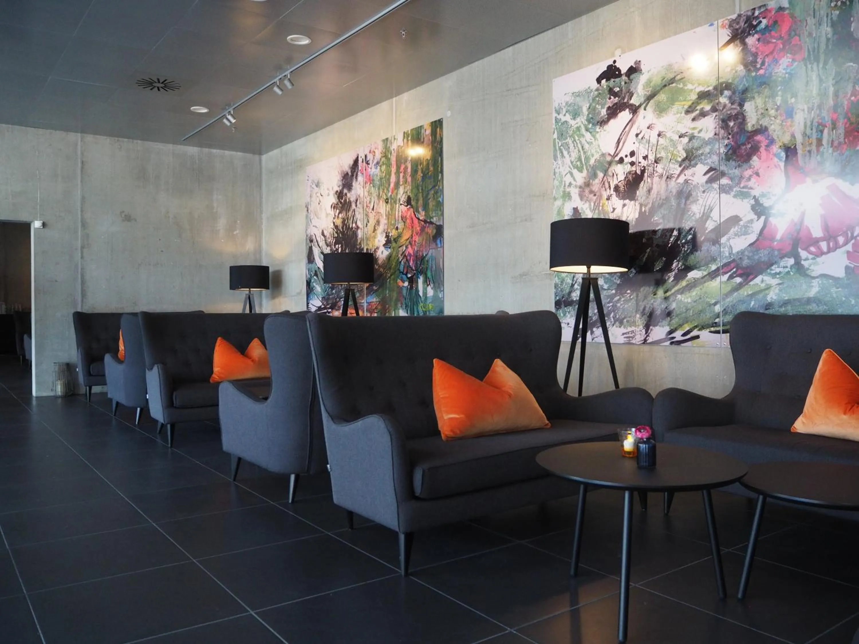 Seating area in Cabinn Apartments