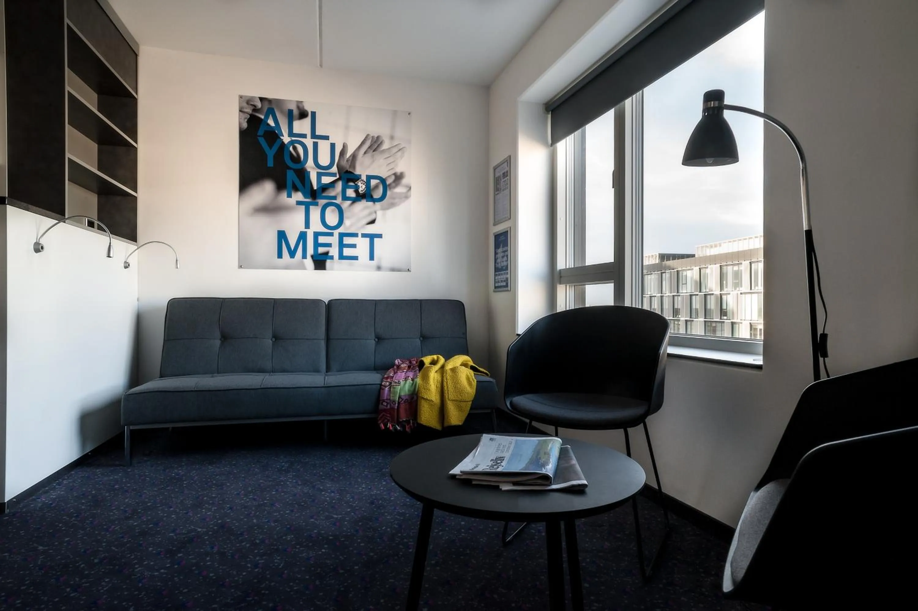 Living room in Cabinn Apartments