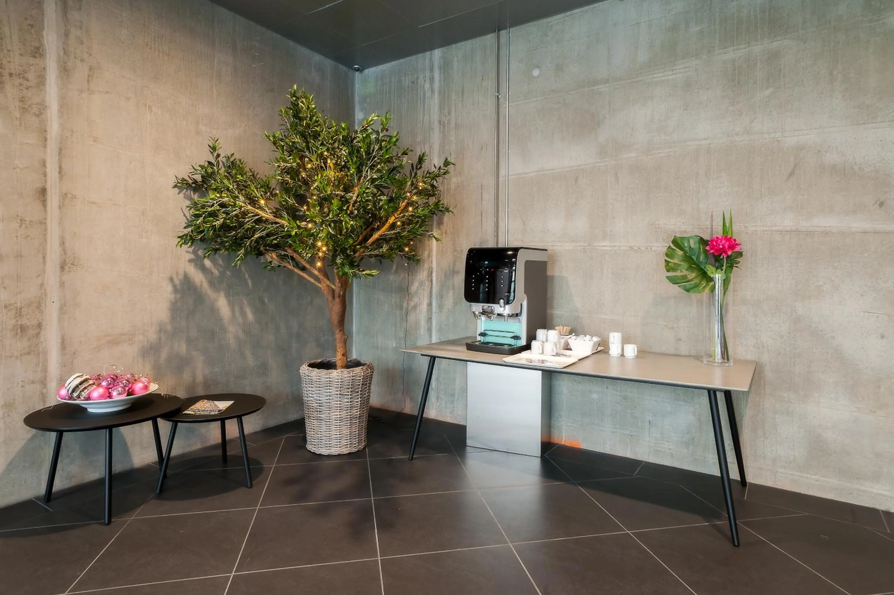 Meeting/conference room in Cabinn Apartments