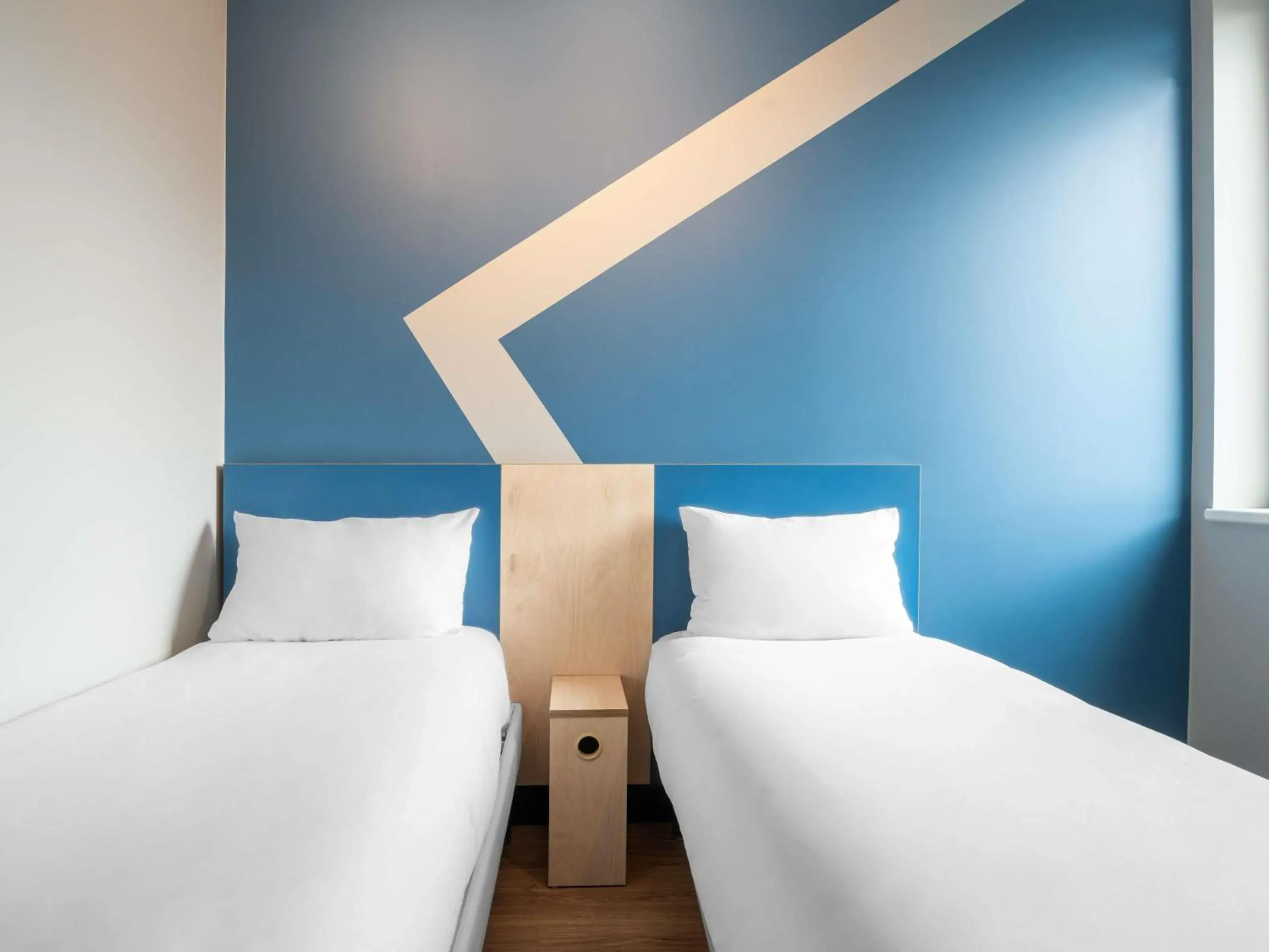 Bedroom, Bed in ibis budget Leuven Centrum Bedroom, Bed in ibis budget Leuven Centrum