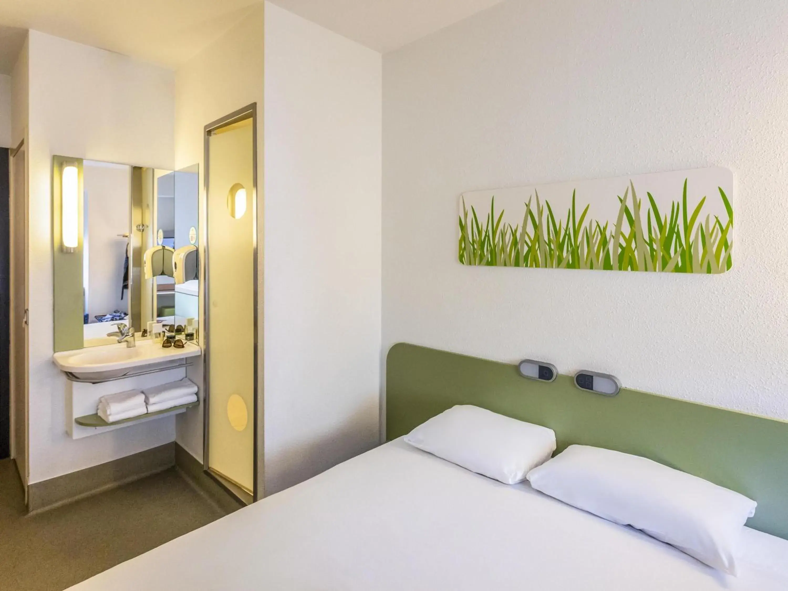 Property building, Bed in ibis budget Antwerpen Centraal Station Property building, Bed in ibis budget Antwerpen Centraal Station