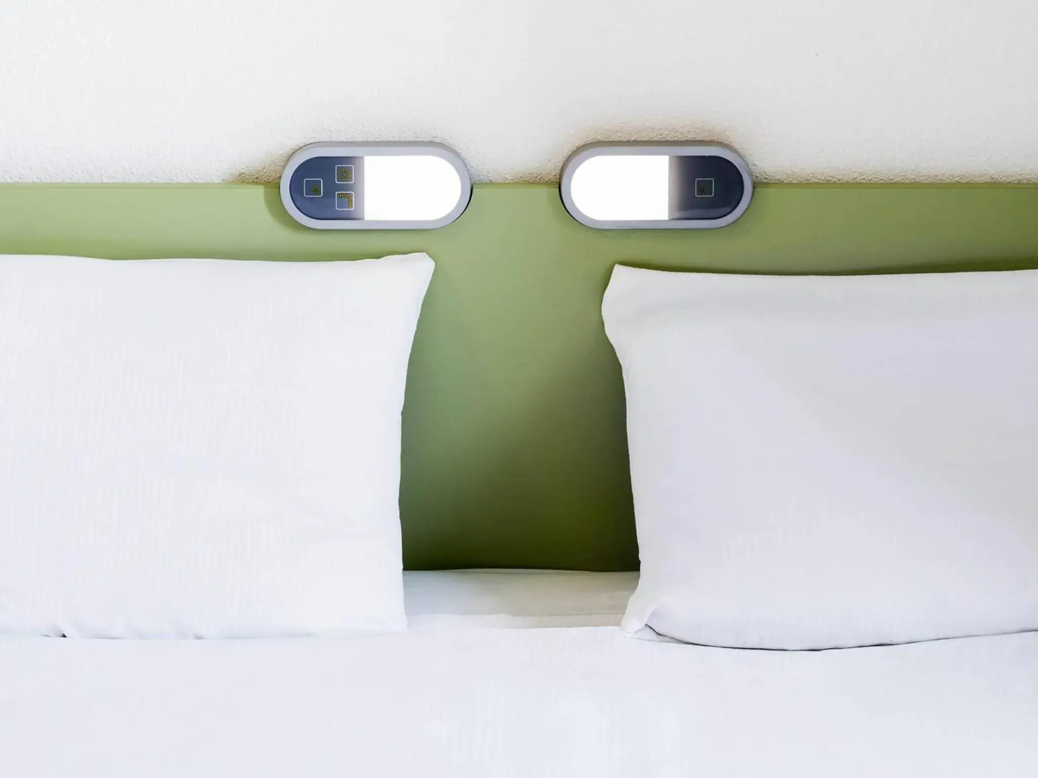 Bedroom, Bed in ibis Budget Luxembourg Sud Bedroom, Bed in ibis Budget Luxembourg Sud