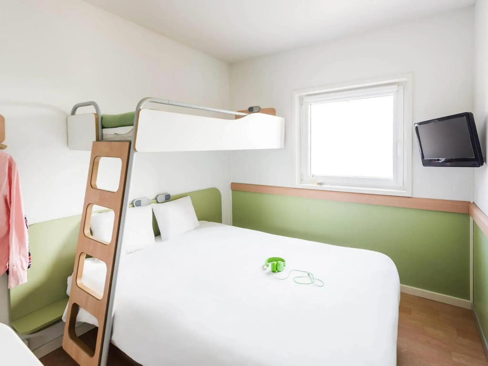 Bedroom, Bed in ibis Budget Luxembourg Sud Bedroom, Bed in ibis Budget Luxembourg Sud