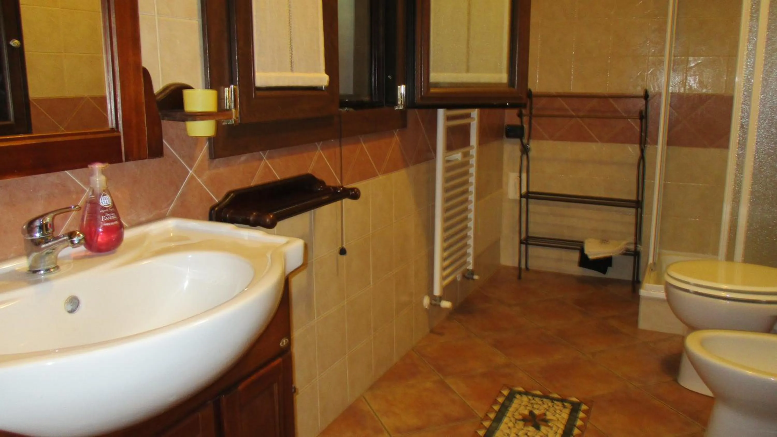 Bathroom in Casa di Campagna B&B La Corte Ferrara