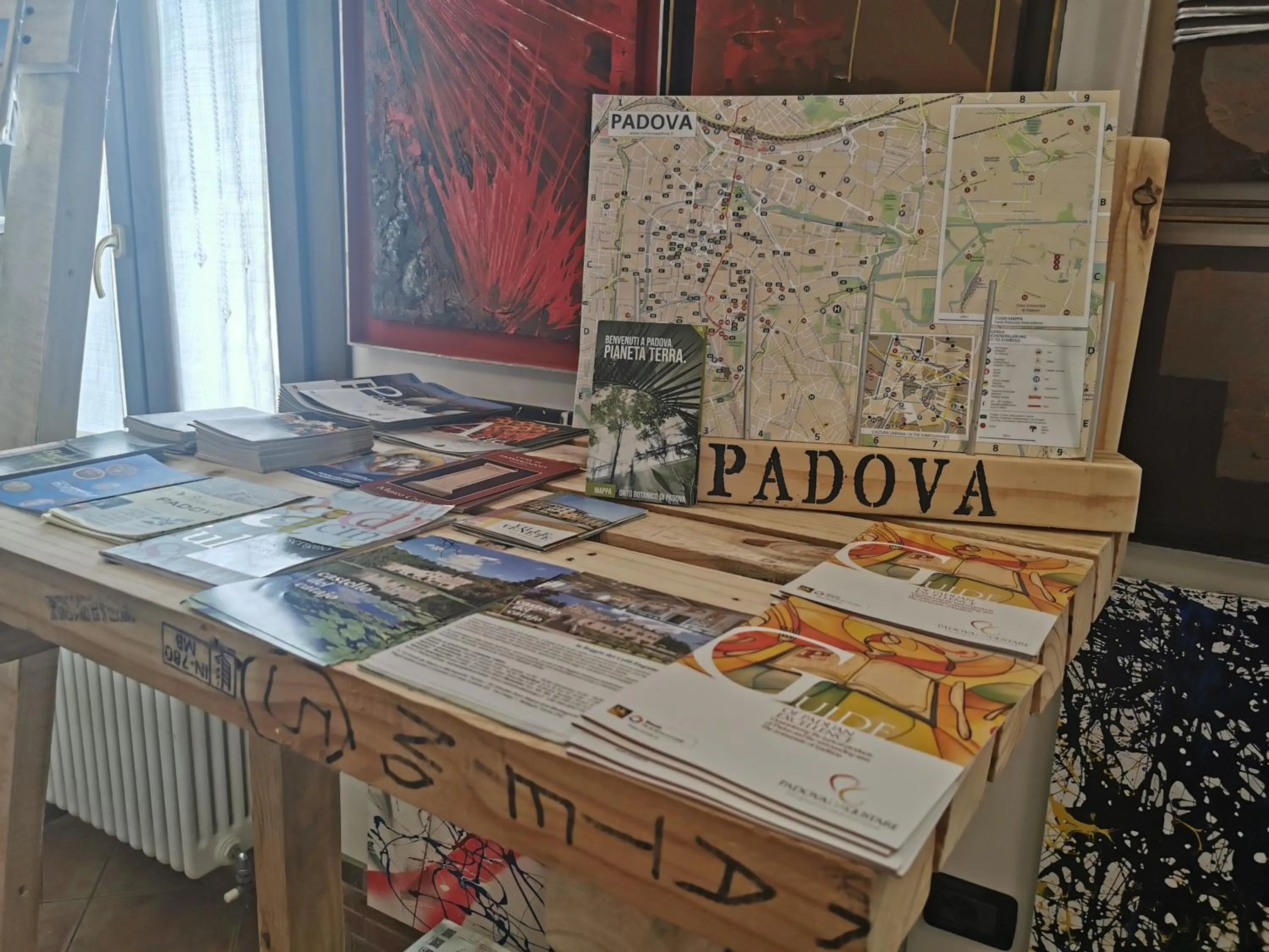 Lobby or reception in Casa di Campagna B&B La Corte Ferrara