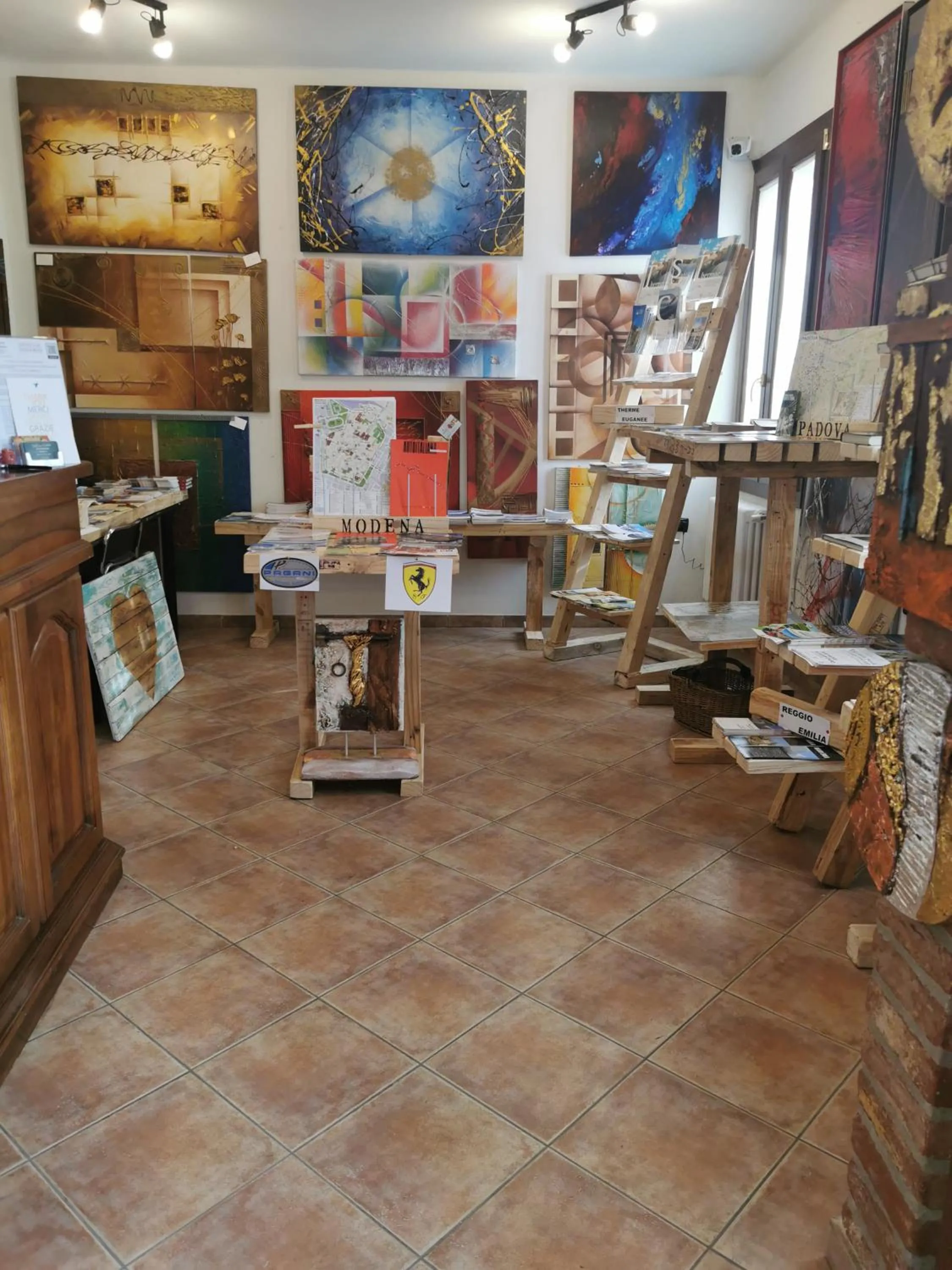 Lobby or reception in Casa di Campagna B&B La Corte Ferrara