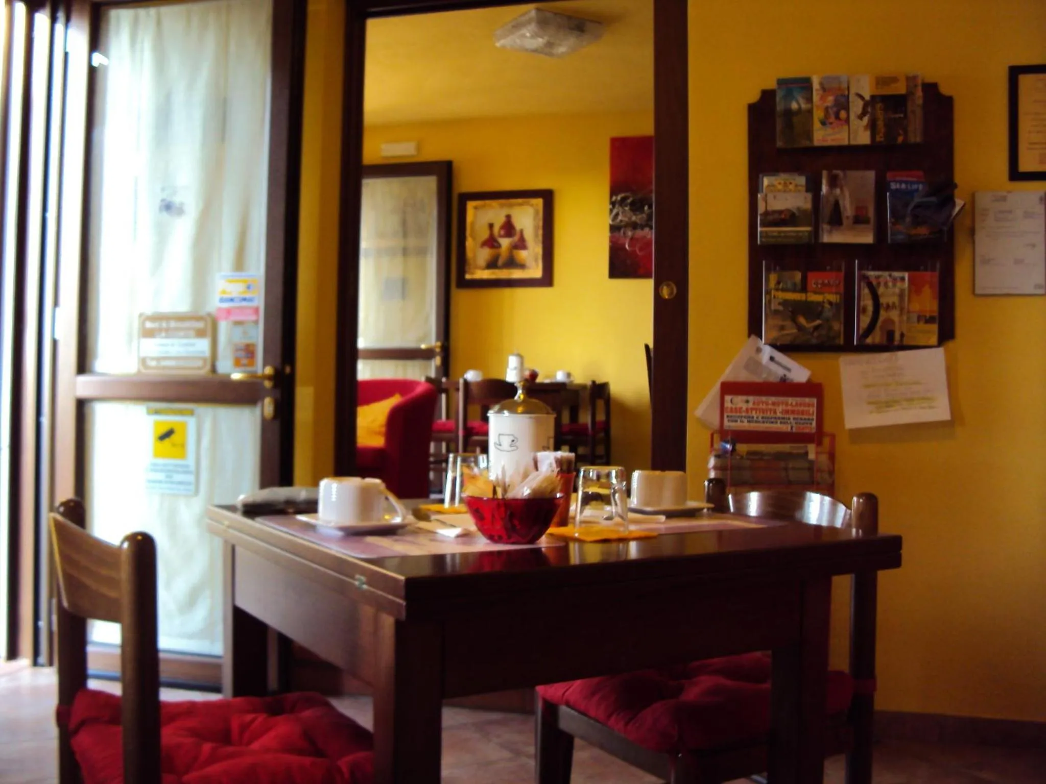 Kitchen or kitchenette in Casa di Campagna B&B La Corte Ferrara