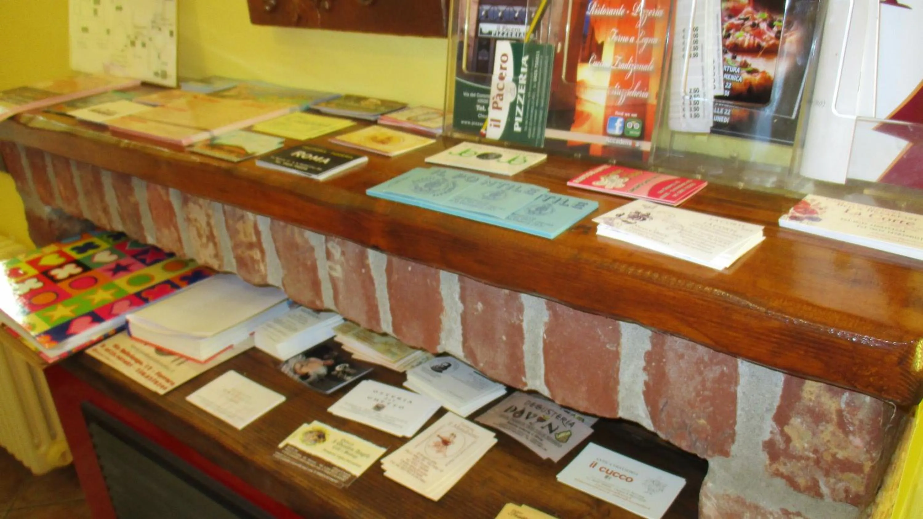 Food and drinks in Casa di Campagna B&B La Corte Ferrara