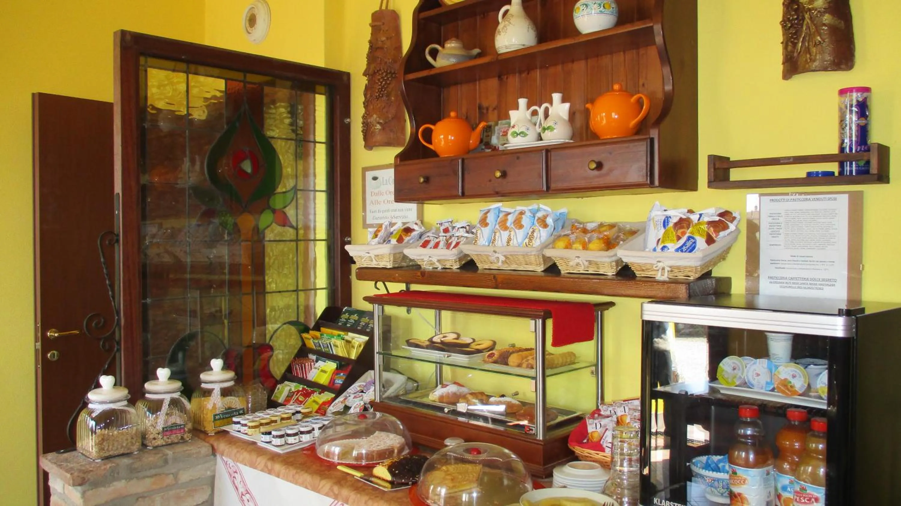 Food and drinks in Casa di Campagna B&B La Corte Ferrara