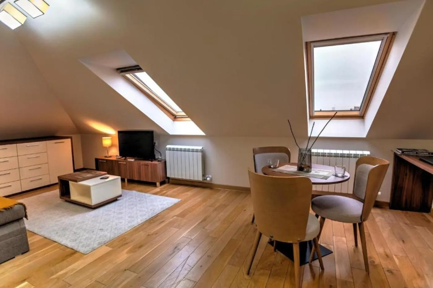 TV and multimedia in Prime Hotel Apartmani