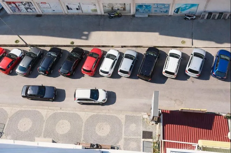 Parking in Guckar Sehrinn Oteli