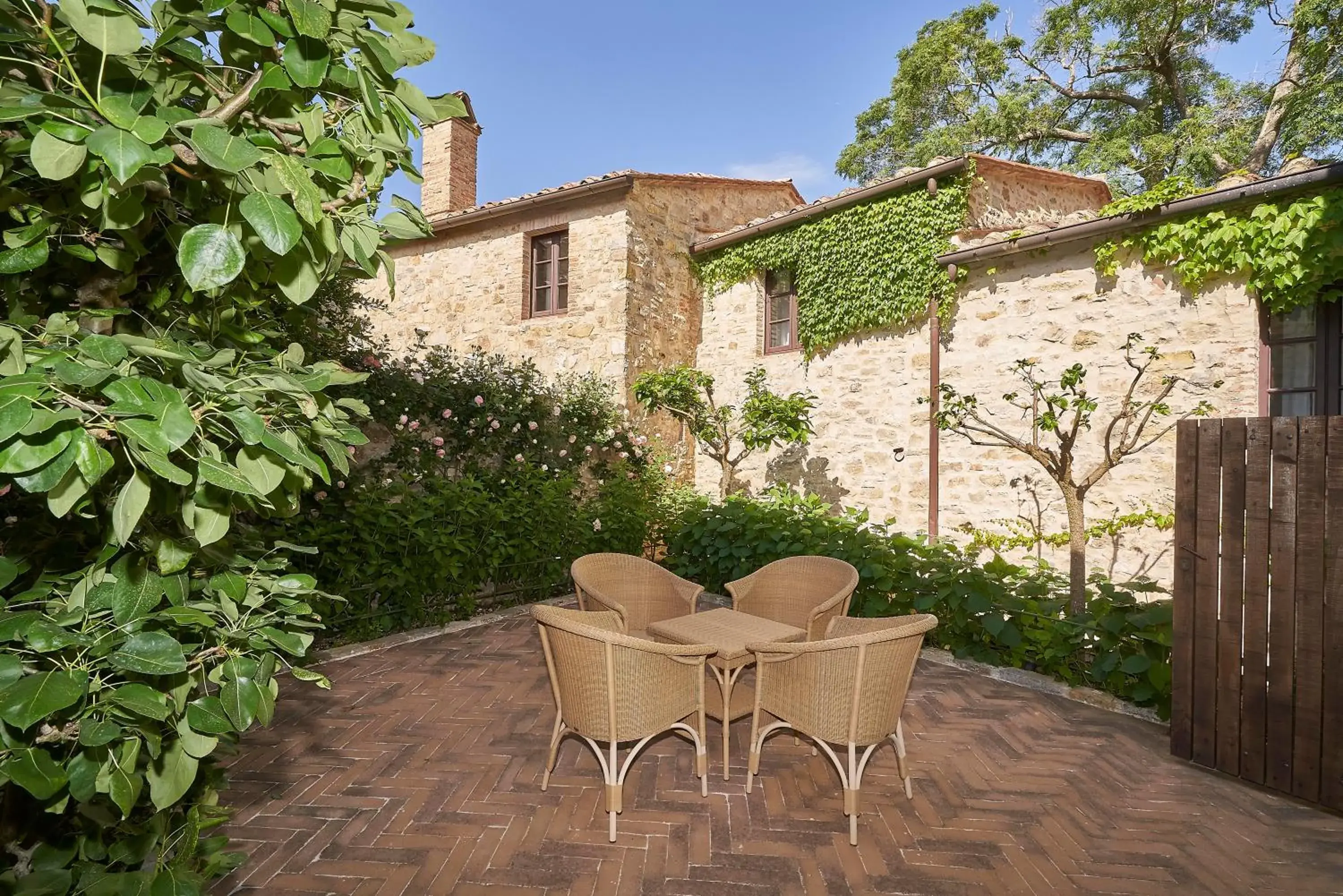 Apartment - Ground Floor in Castello di Fighine Apartment - Ground Floor in Castello di Fighine