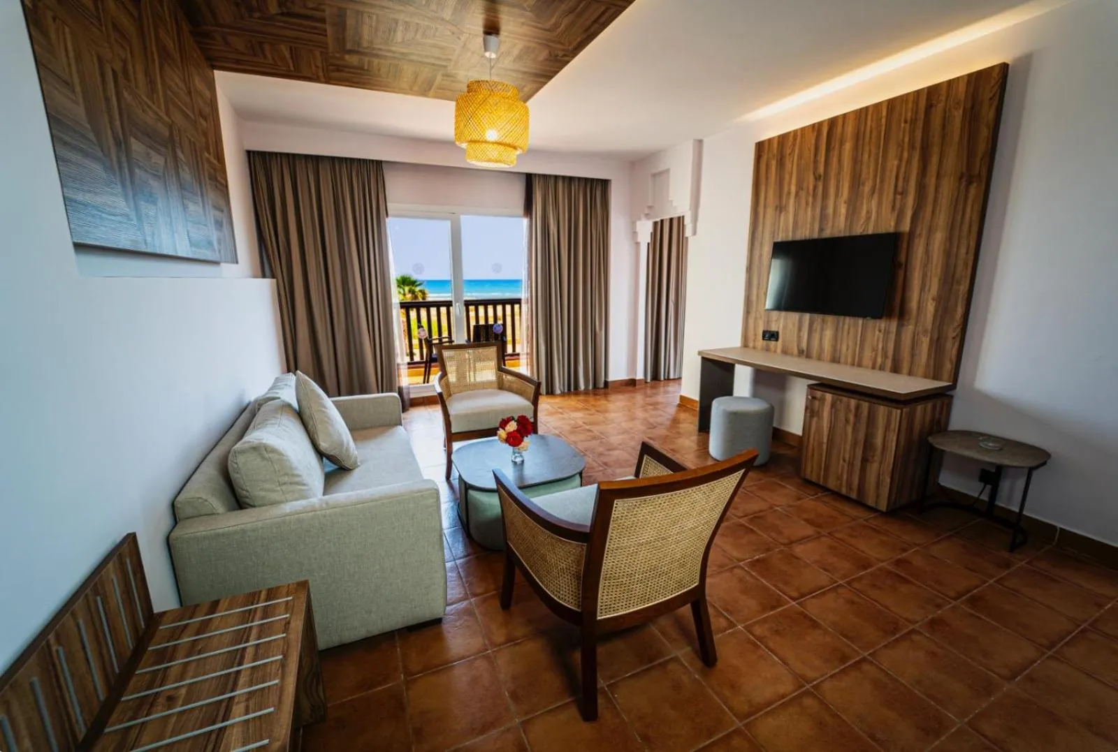 TV and multimedia in Be Live Collection Saïdia