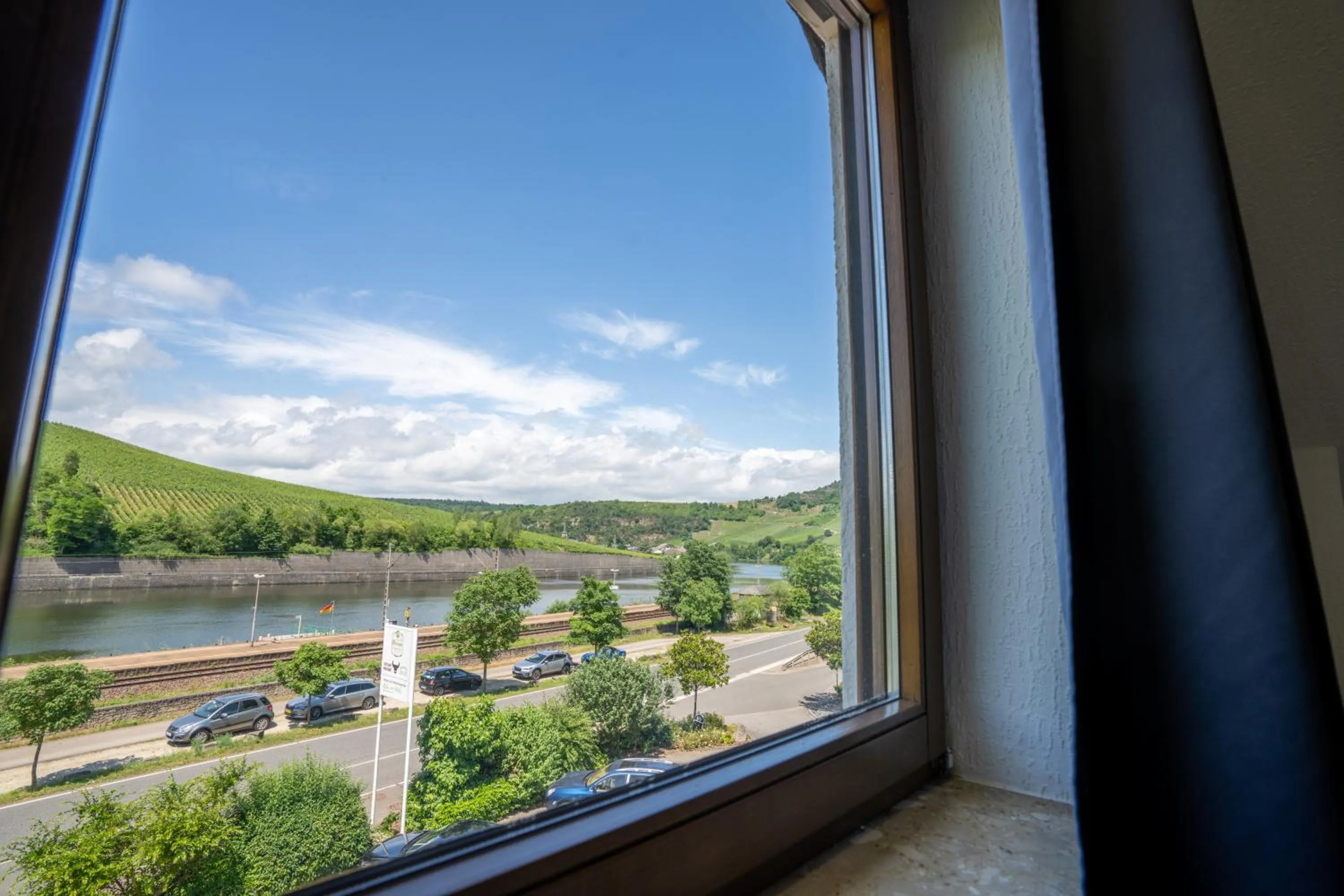 River view in Mühlengarten by Relax Inn - Self Check In & Free Parking