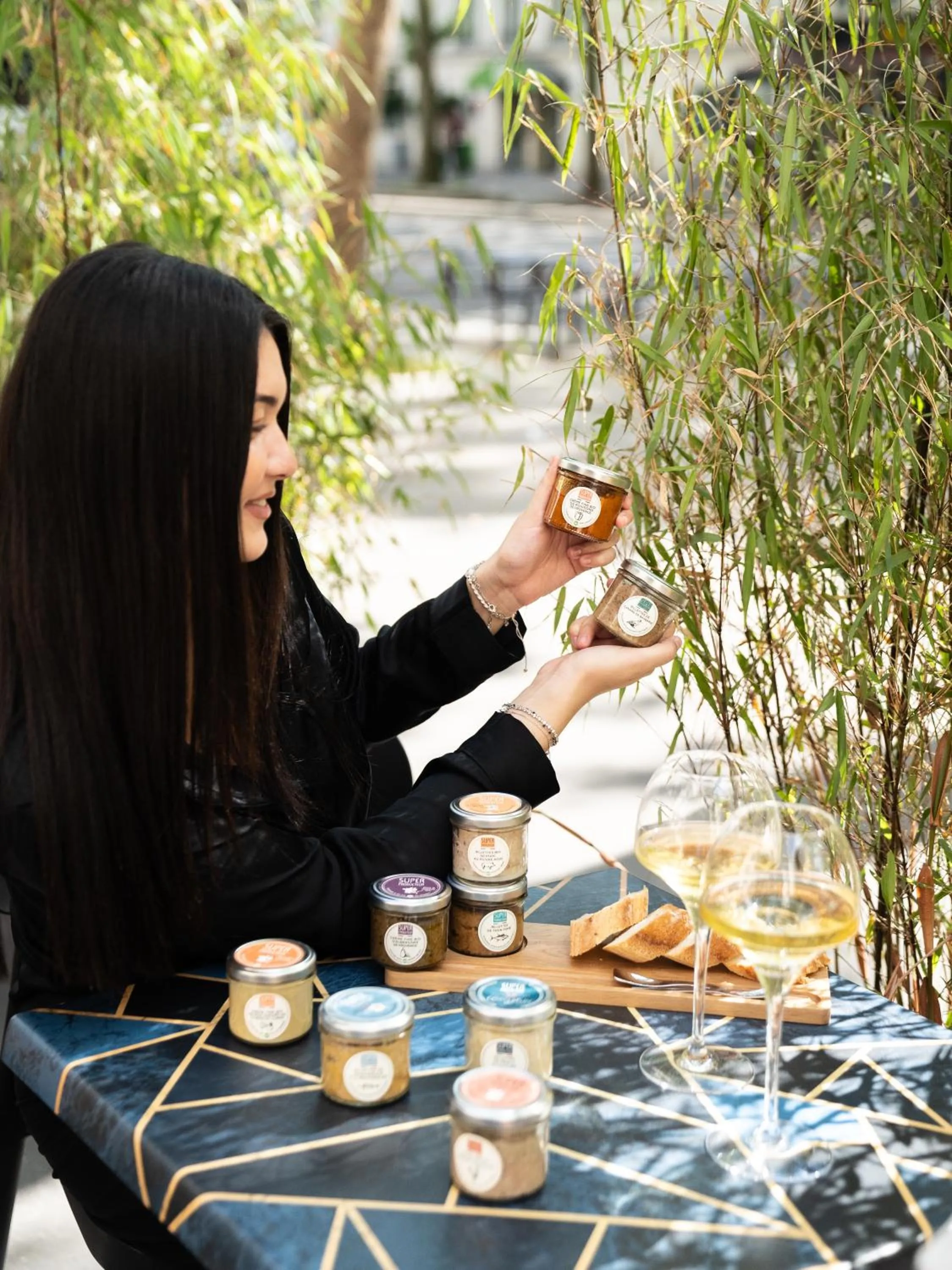 Lounge or bar in Graphik Montparnasse