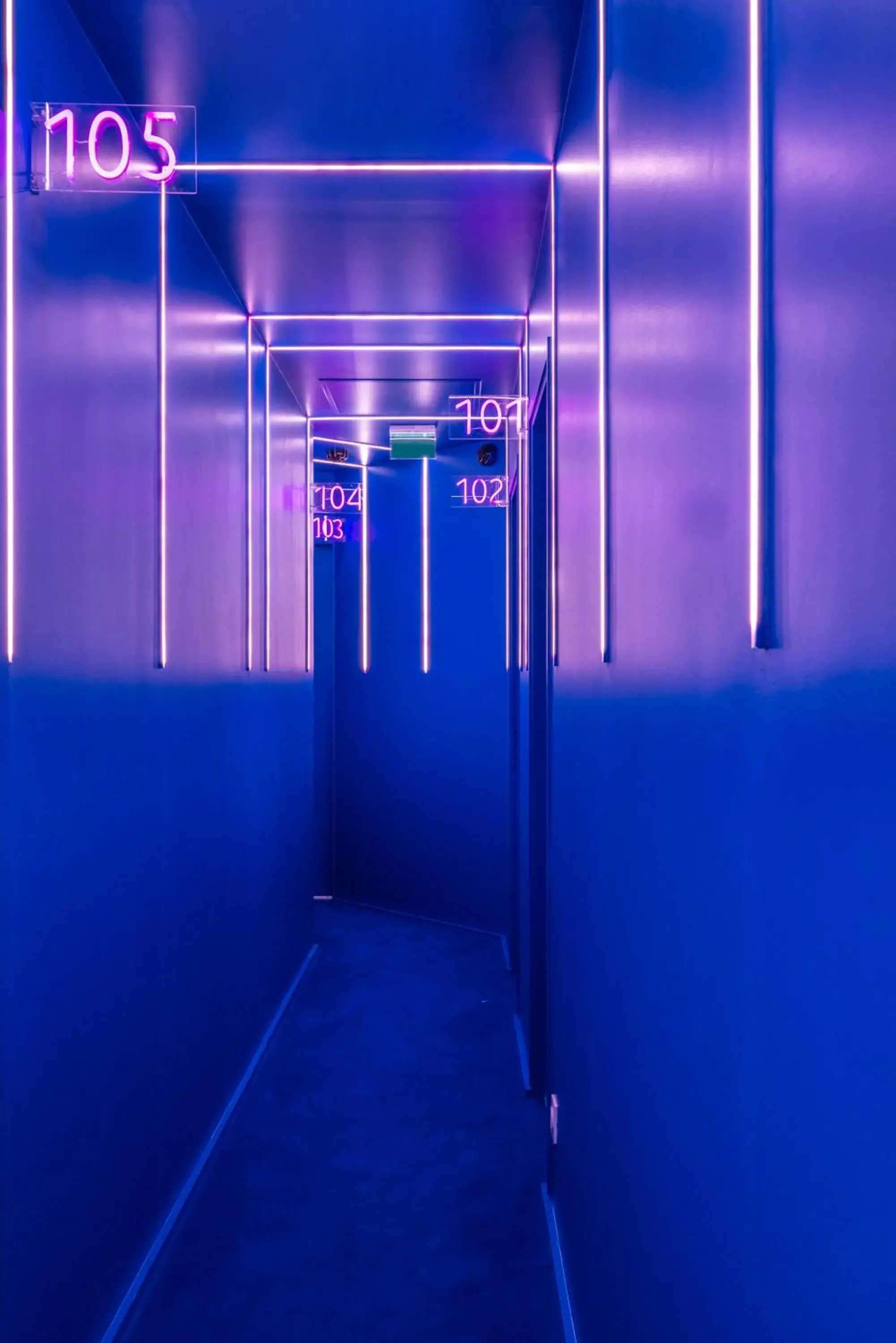 Property building in Graphik Montparnasse Property building in Graphik Montparnasse