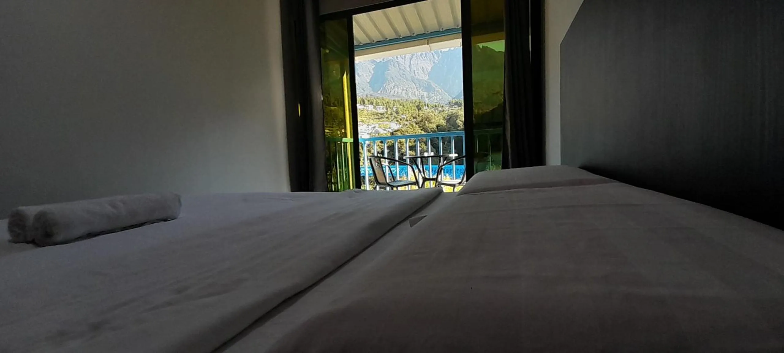 Bed in Wind Valley Farmstay