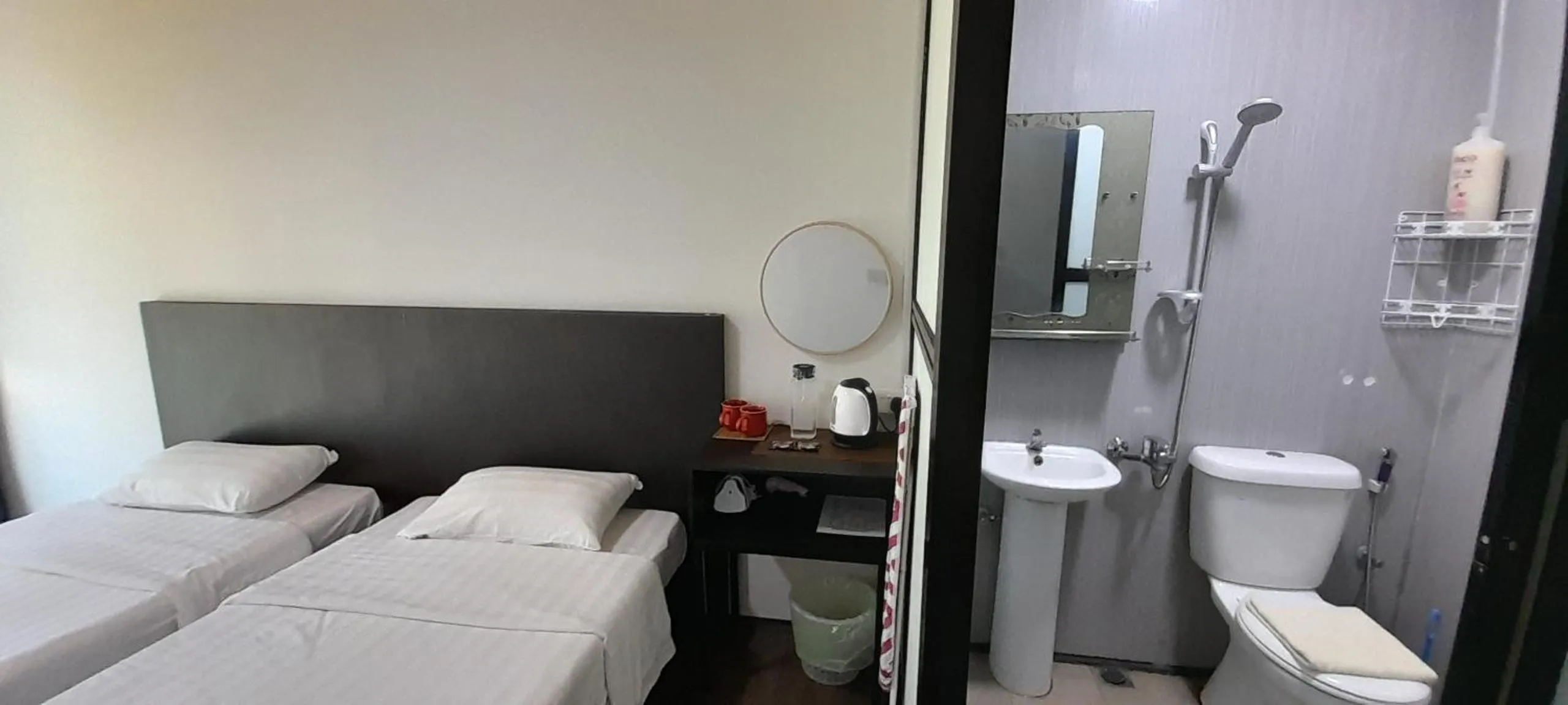 Bed in Wind Valley Farmstay