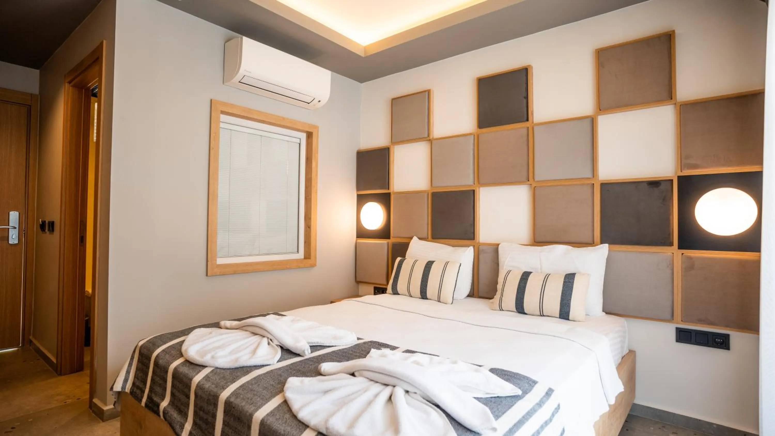 Bed in Blue Star Hotel