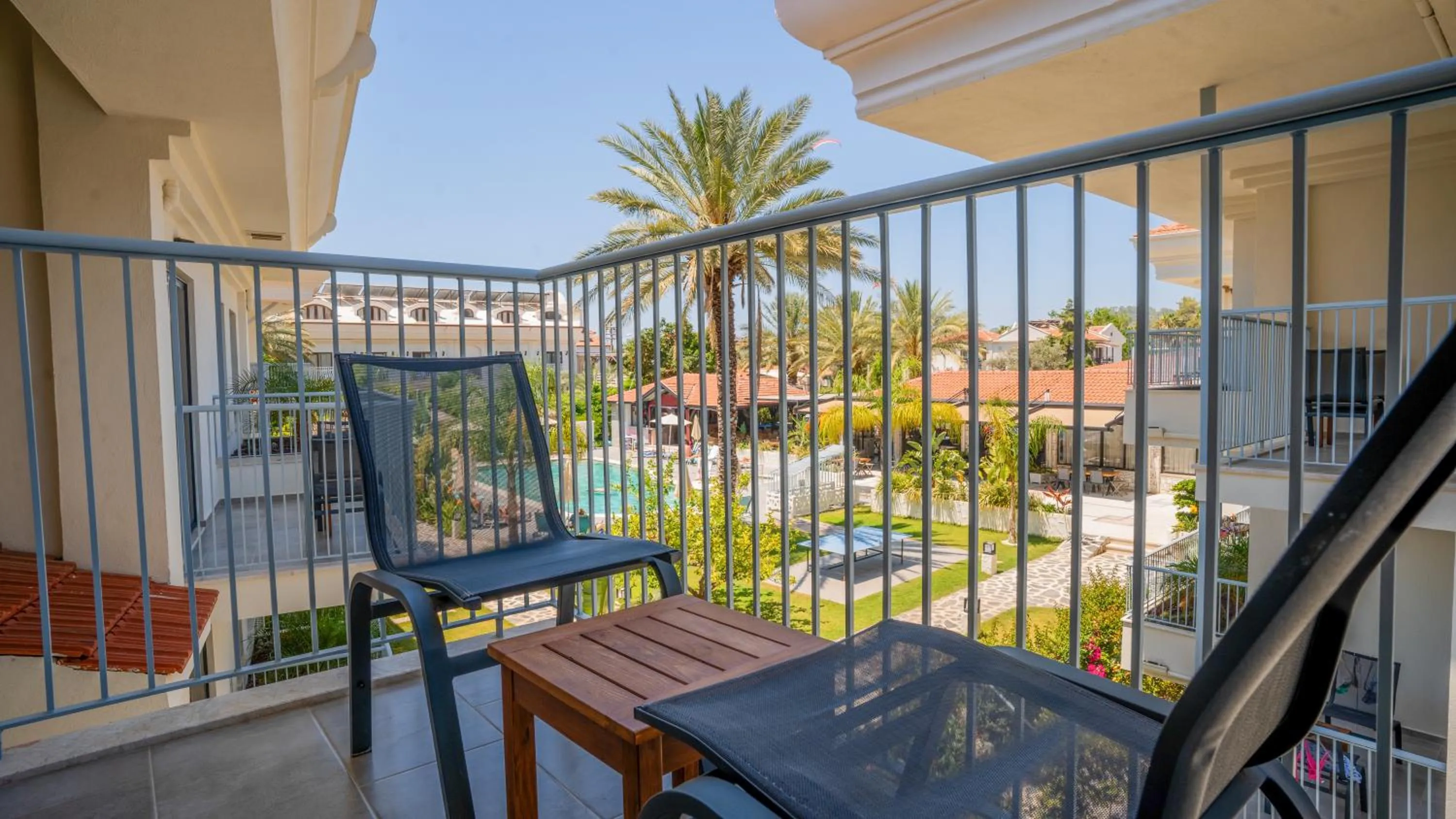 Balcony/Terrace in Blue Star Hotel