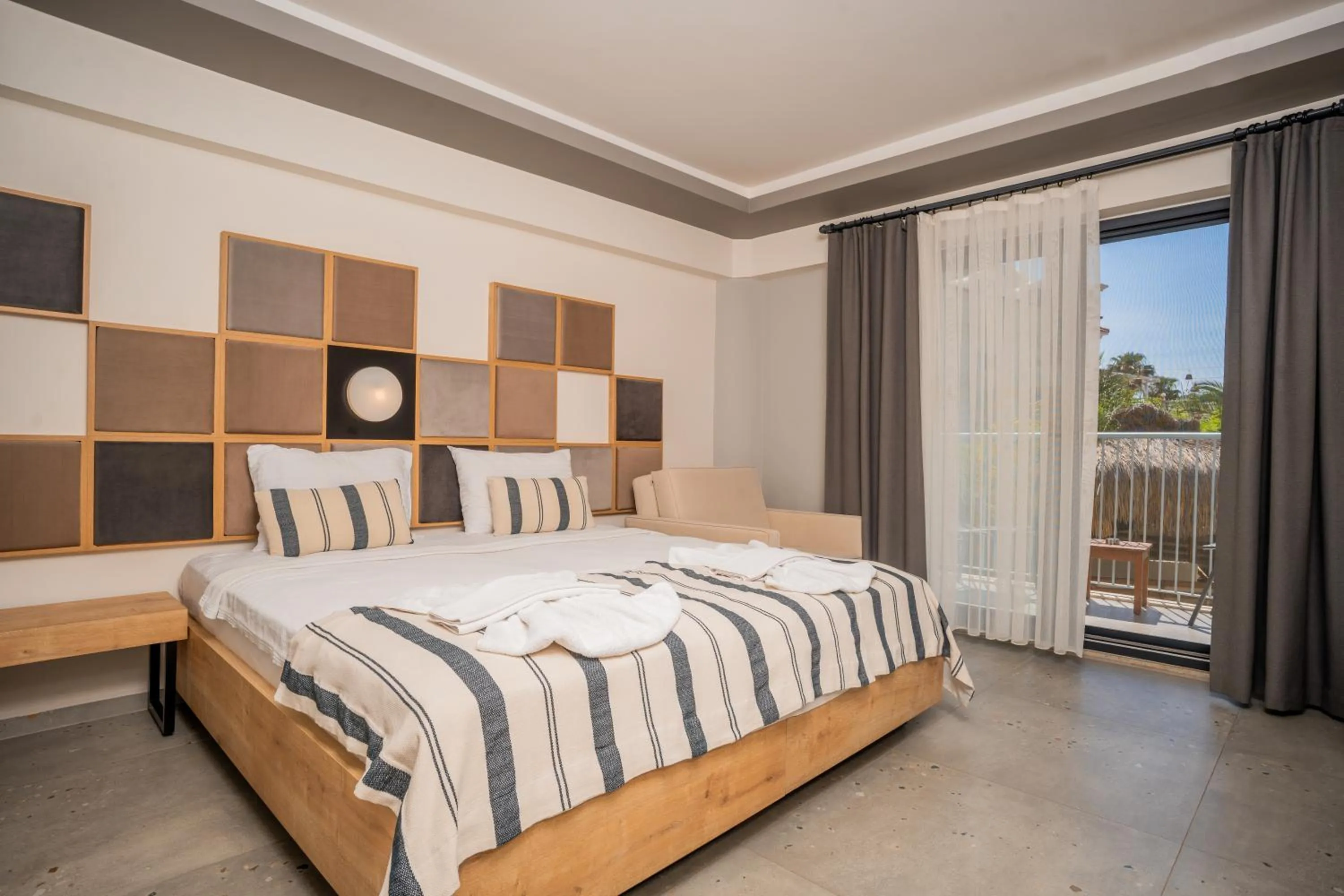 Photo of the whole room, Bed in Blue Star Hotel