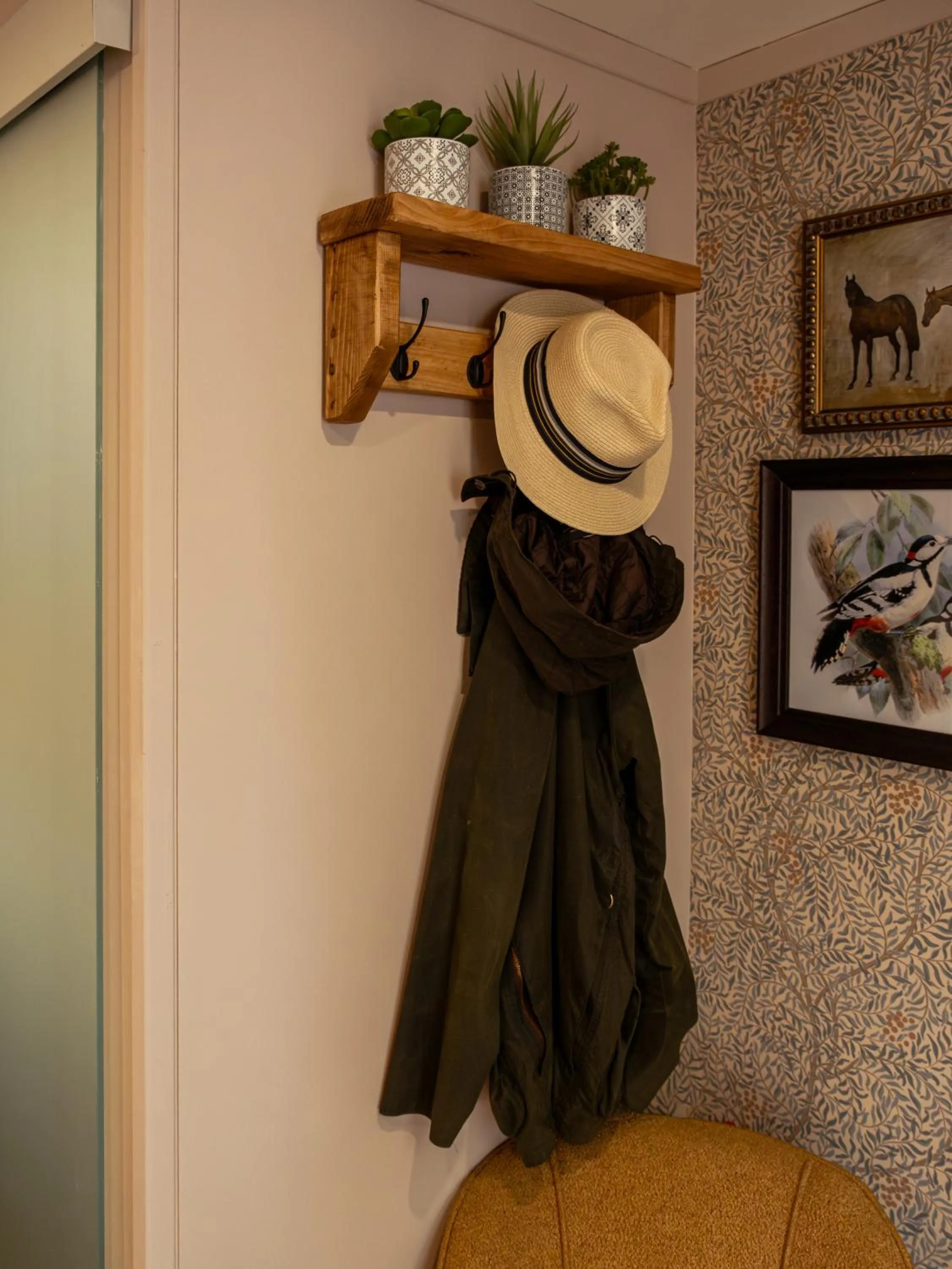 Decorative detail in High Corner Inn