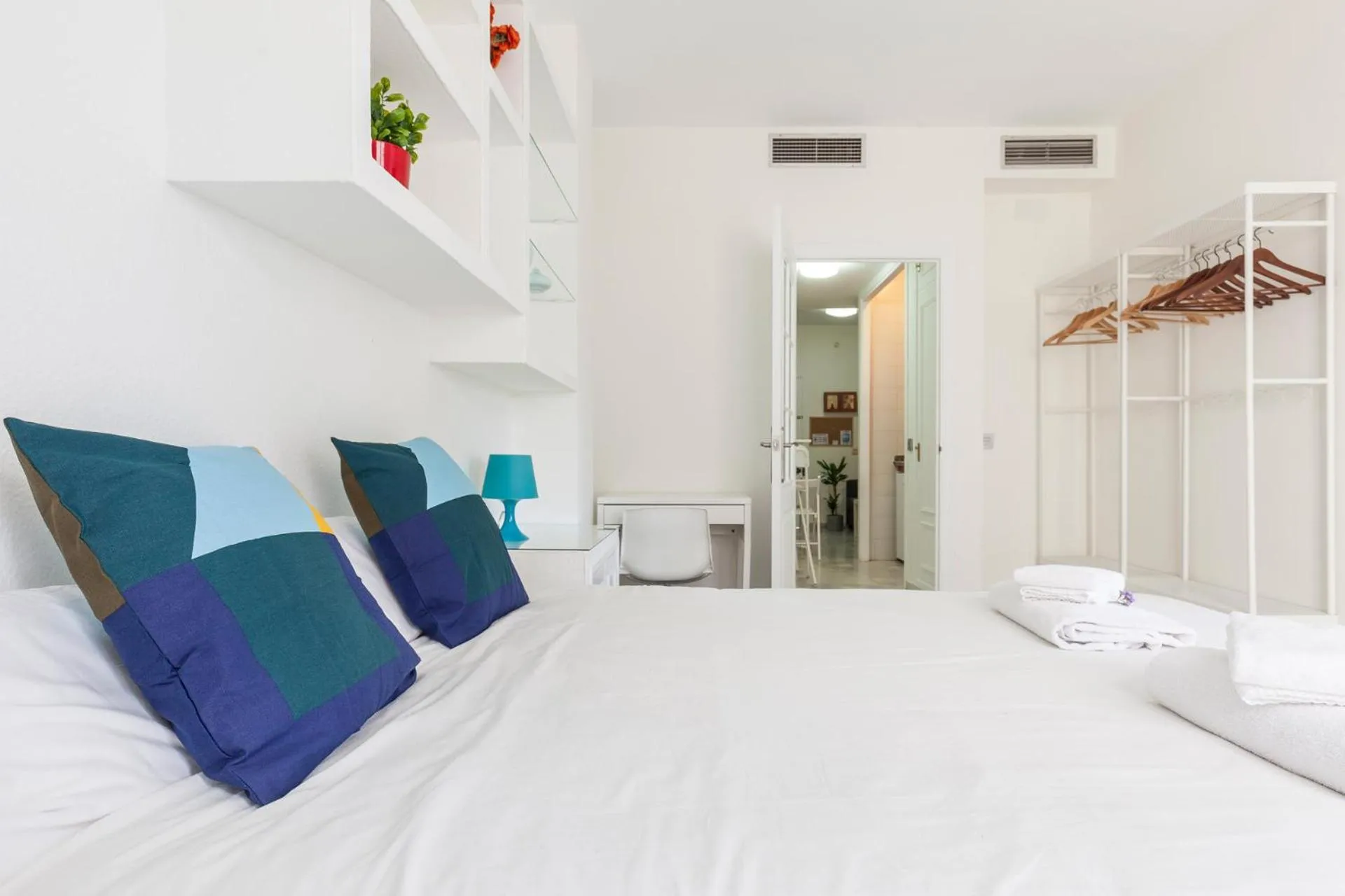 Cozy&Modern,historic centre of Seville AC/WiFi,4px