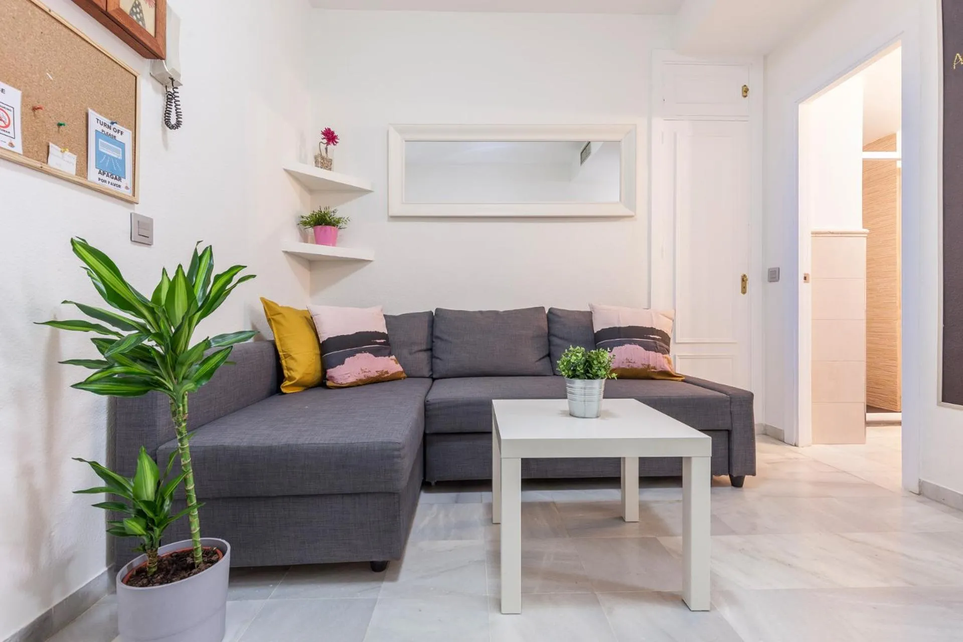 Cozy&Modern,historic centre of Seville AC/WiFi,4px