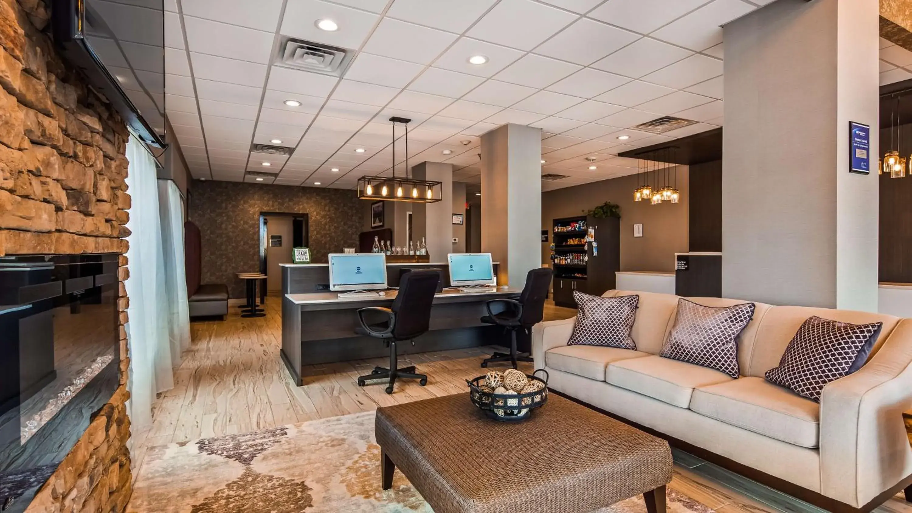 Lobby or reception in Best Western Sevierville/Kodak Inn Lobby or reception in Best Western Sevierville/Kodak Inn