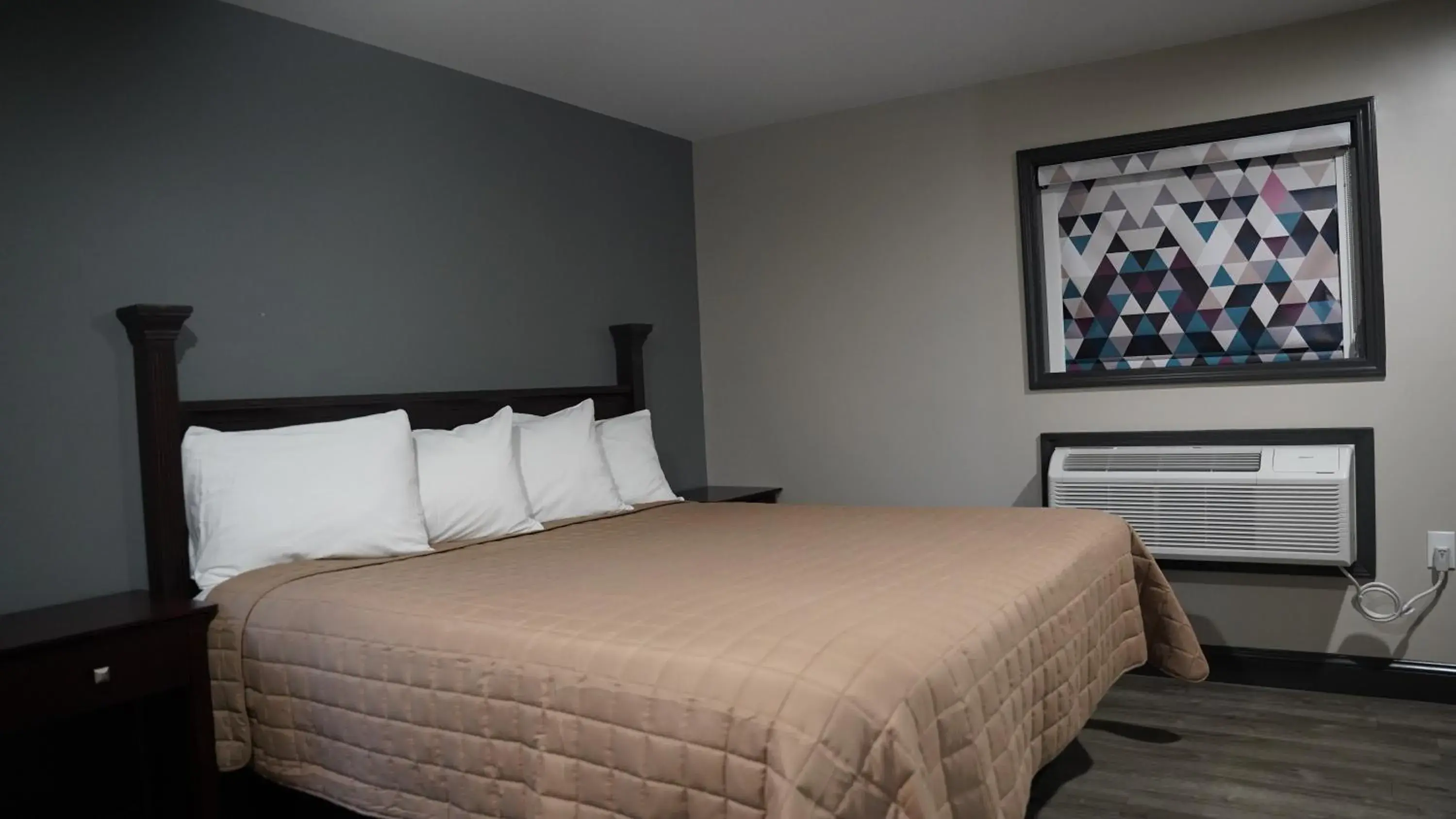 Bed in Best Way Inn Bed in Best Way Inn