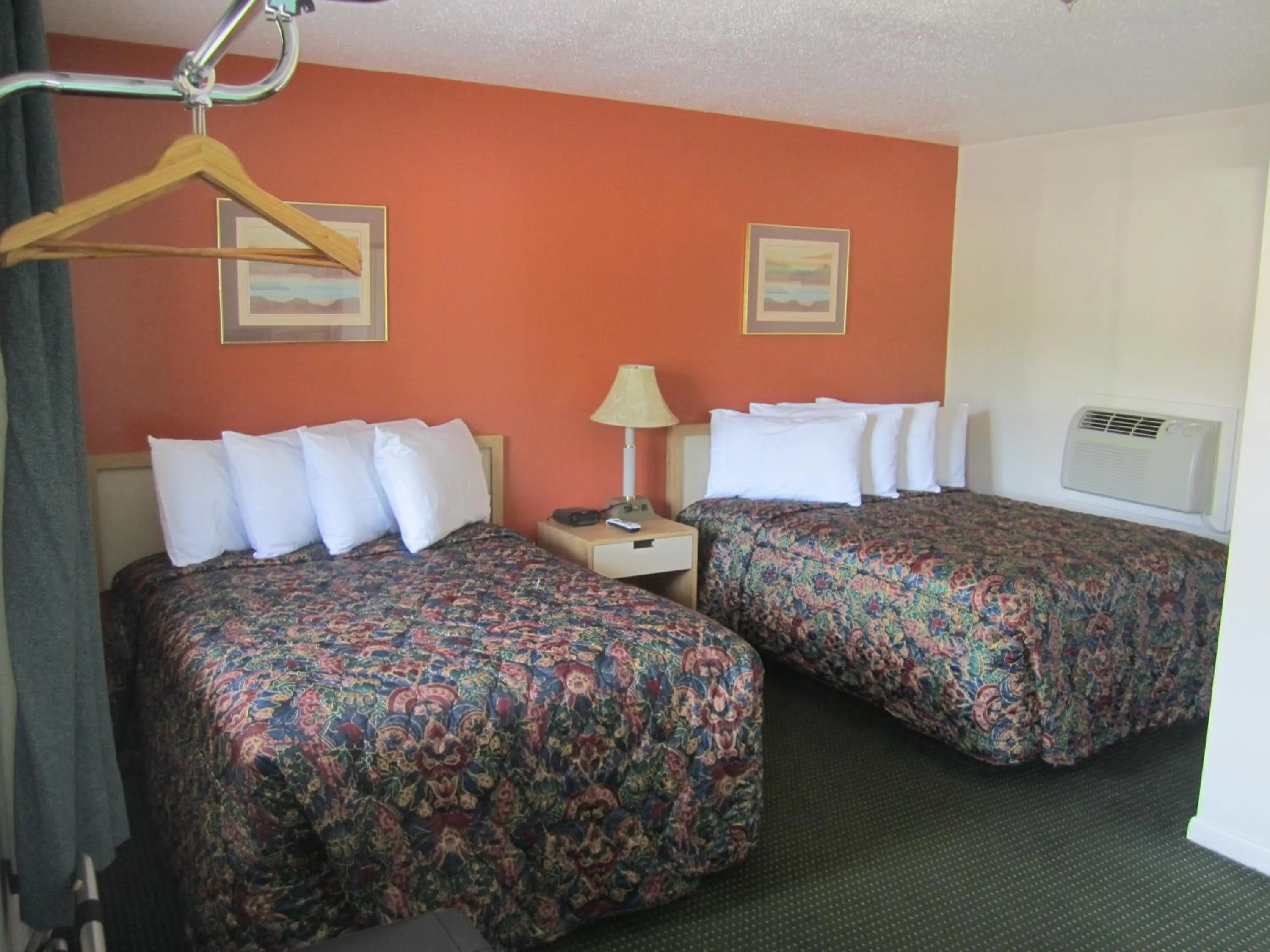 Bedroom, Bed in Best Way Inn