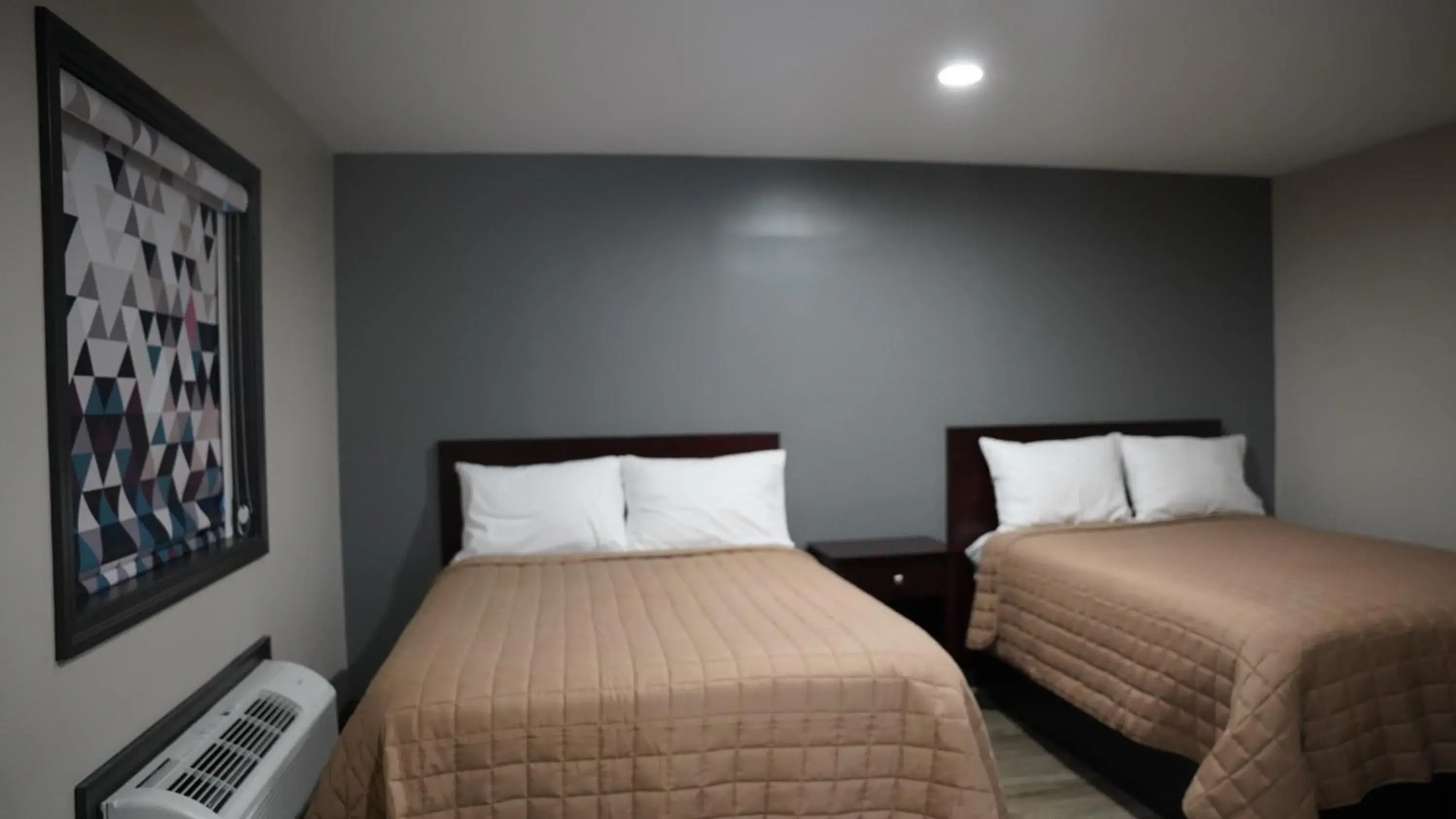 Bed in Best Way Inn Bed in Best Way Inn