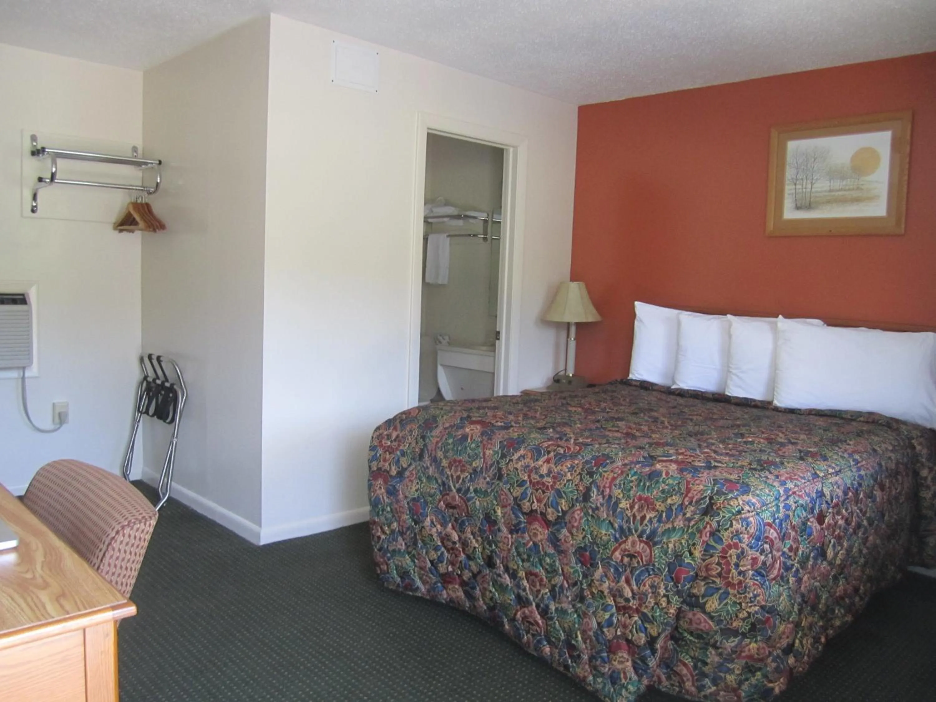 Bedroom, Bed in Best Way Inn