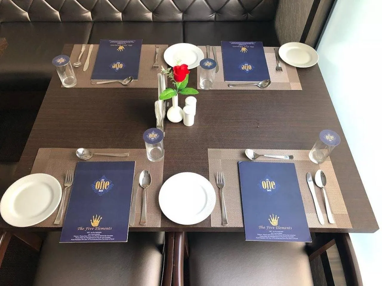 Restaurant/places to eat in The One Hotel