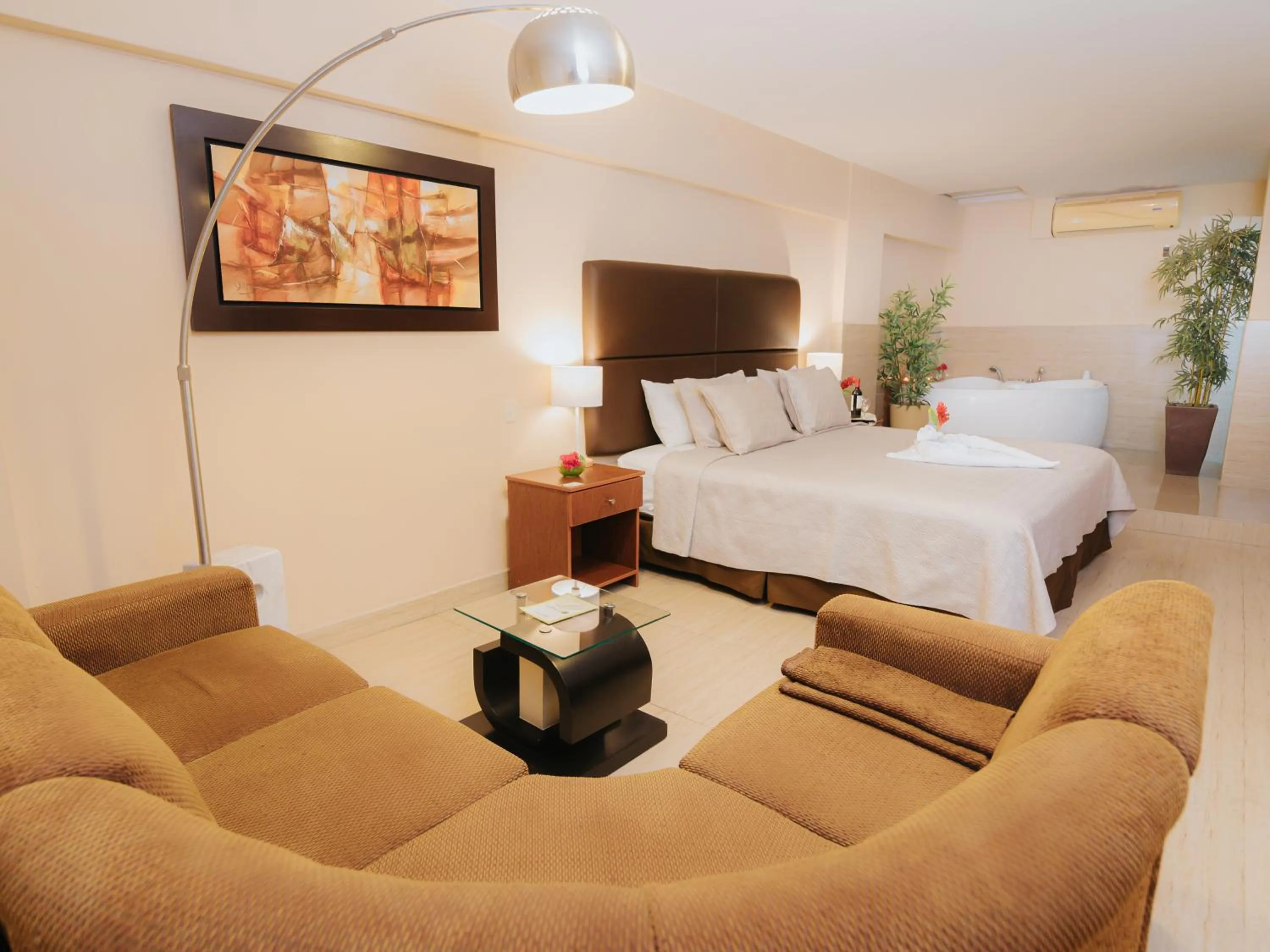 Property building, Bed in El Angolo Piura